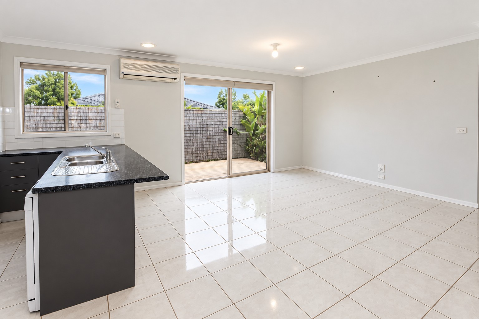 14 Macfarlane Street, Marshall, VIC 3216