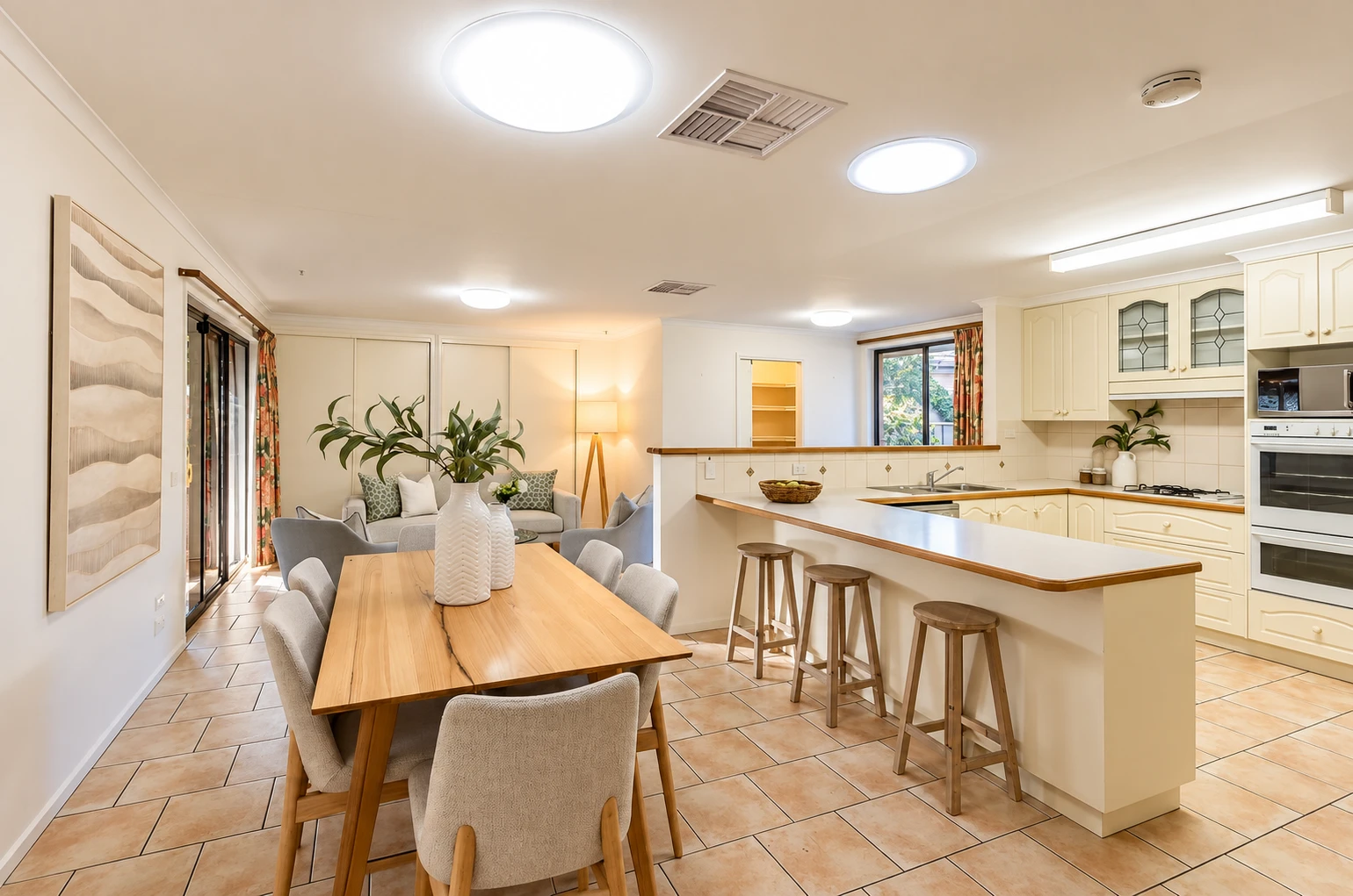 360 Sandrina Drive, Lavington, NSW 2641