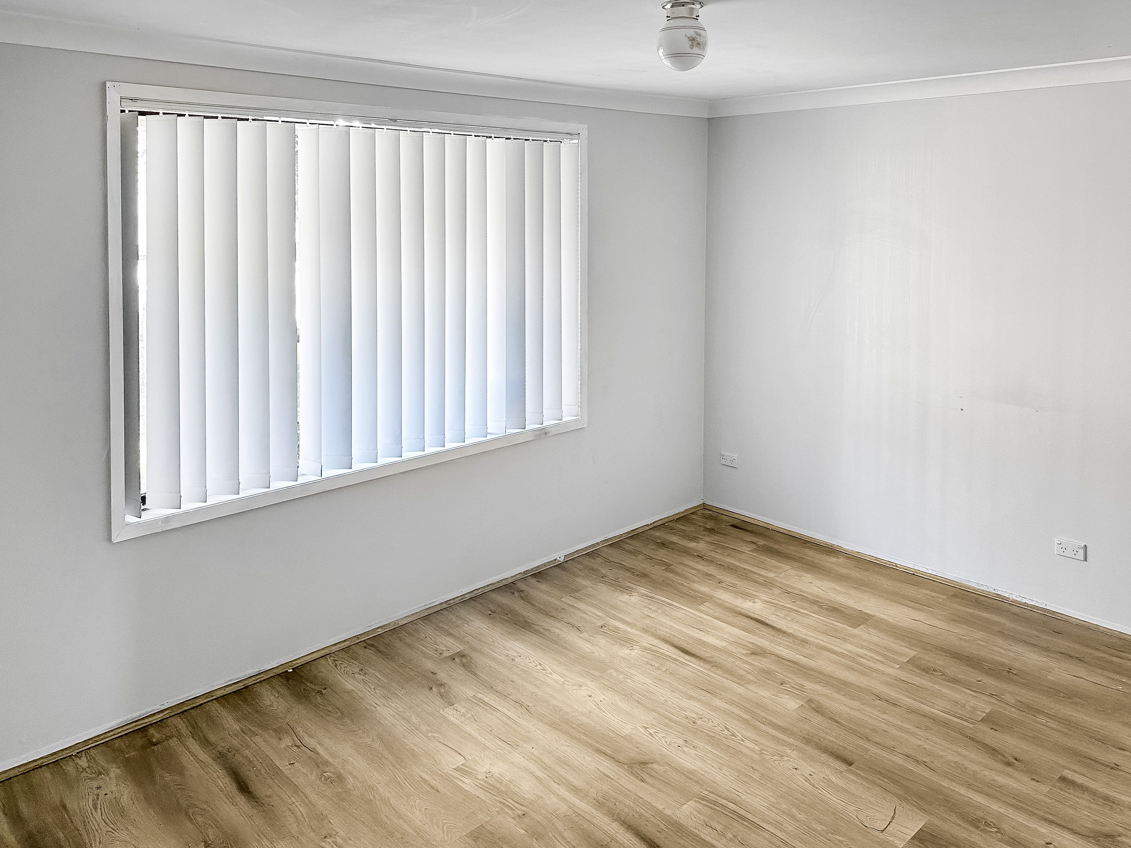 82 Griffith Street, Mannering Park, NSW 2259 House for Rent Ray