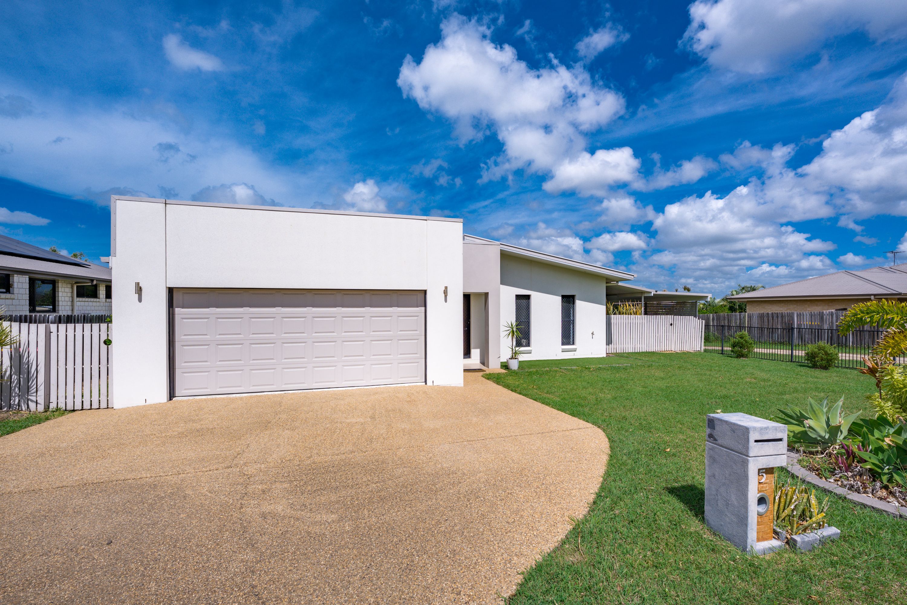 5 Bruce Hiskens Court, Norman Gardens QLD 4701