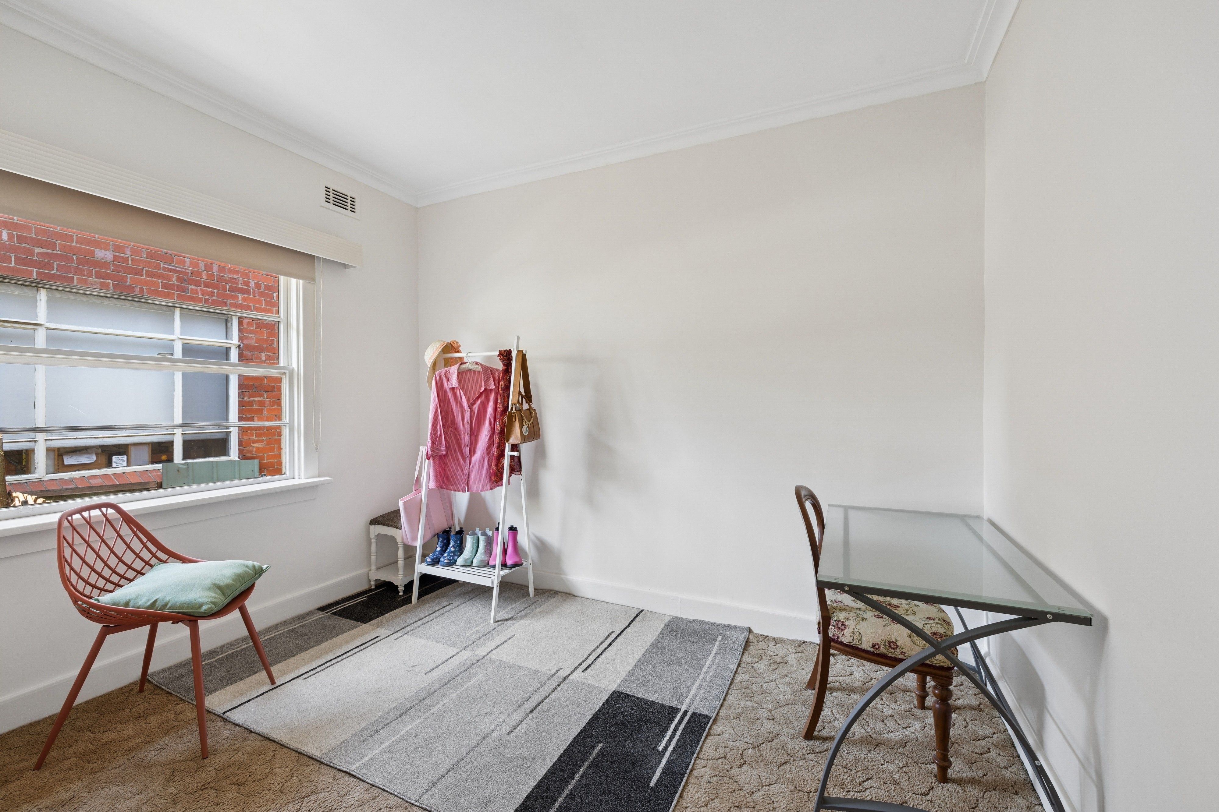 94 Royal Parade — photo 8 of 16