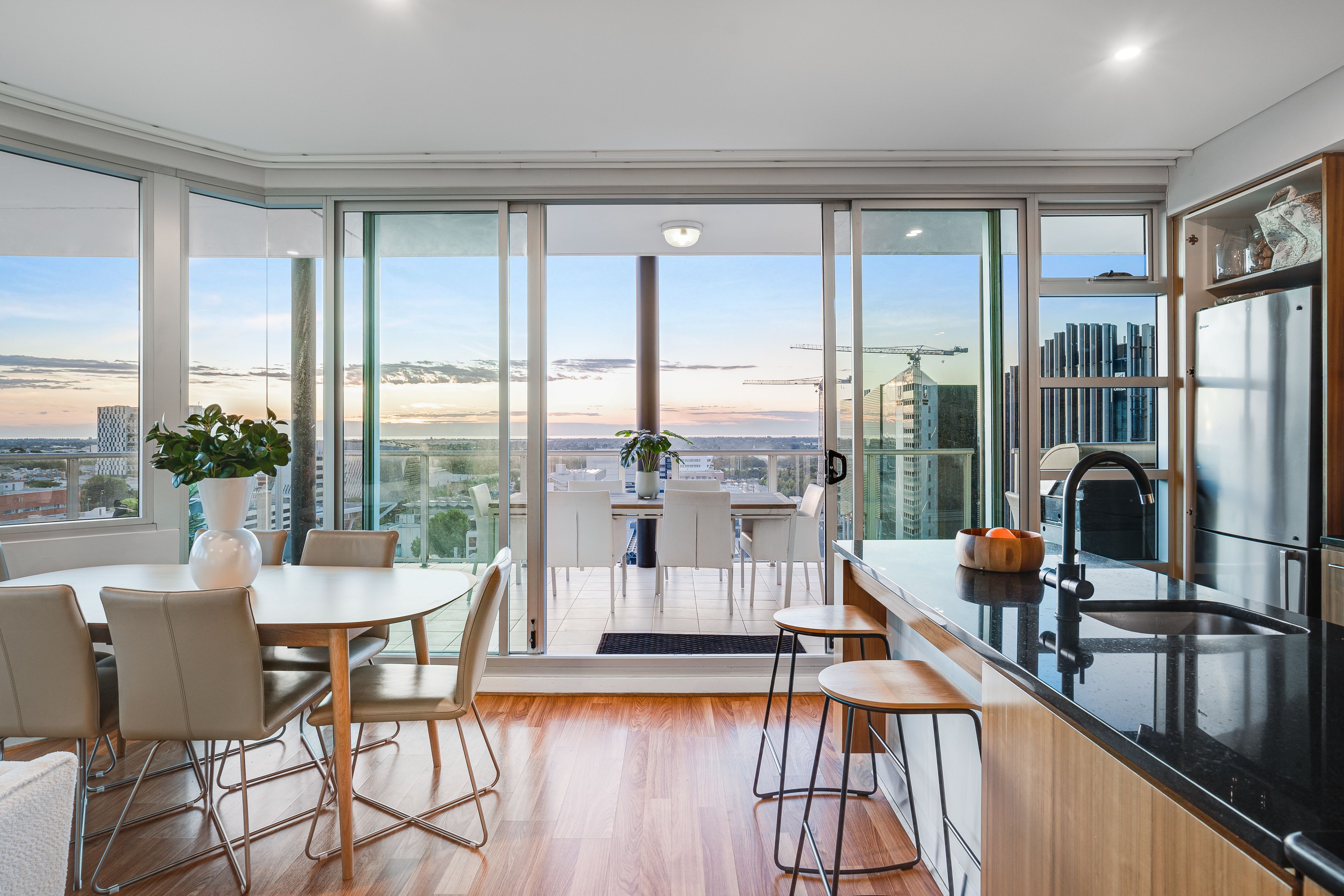 1707/96 North Terrace, Adelaide, SA 5000