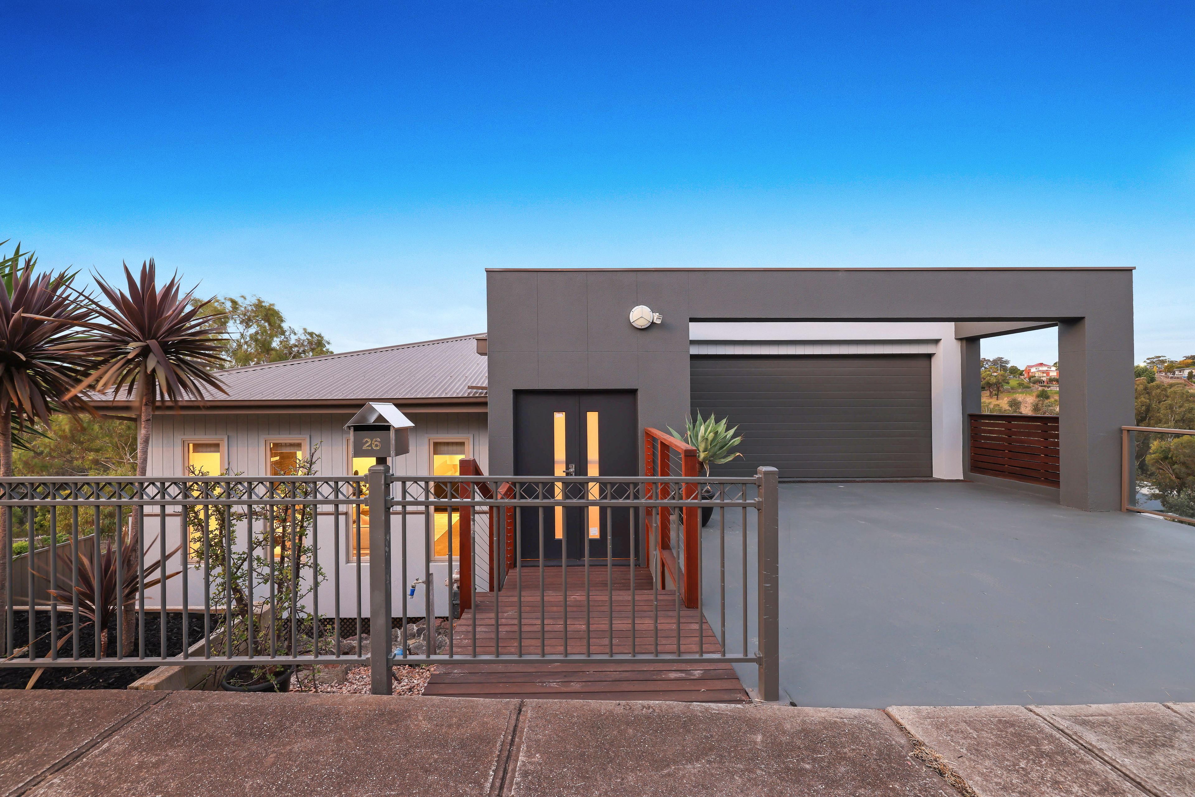 26 Riverbend Way, Sunshine North, VIC 3020
