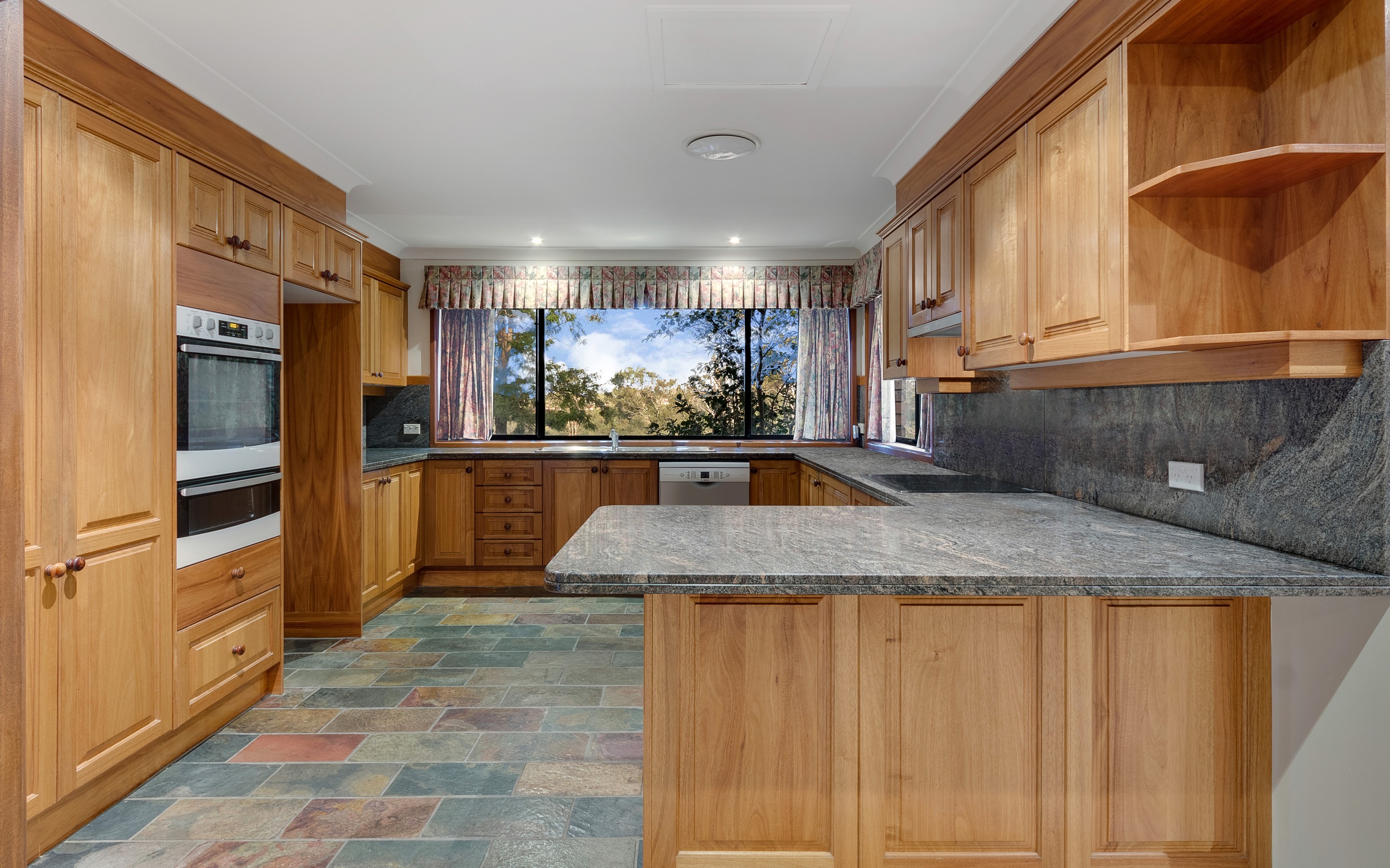 285 Werombi Road, Brownlow Hill, NSW 2570