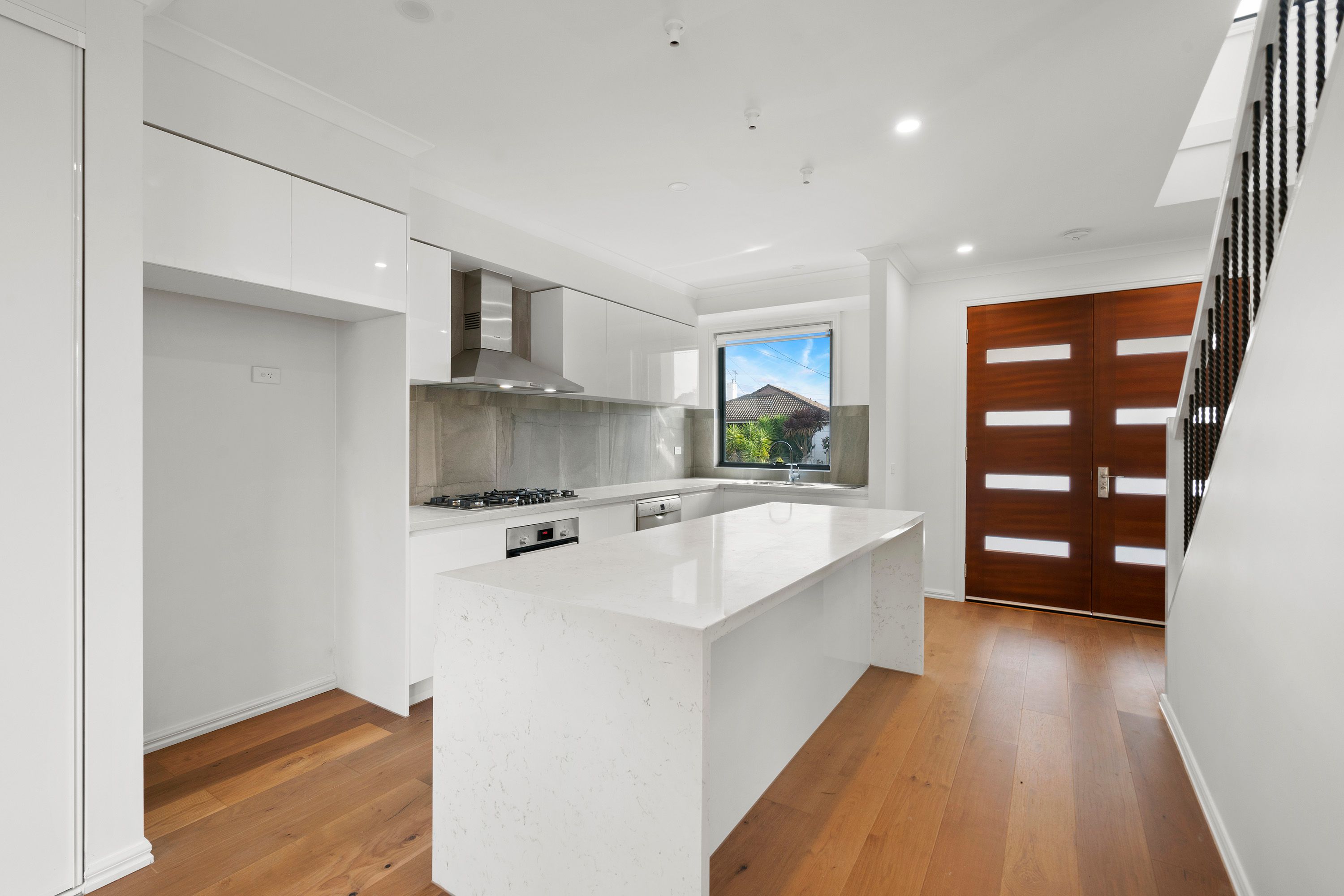 31 Banbury Street, Burwood East, VIC 3151