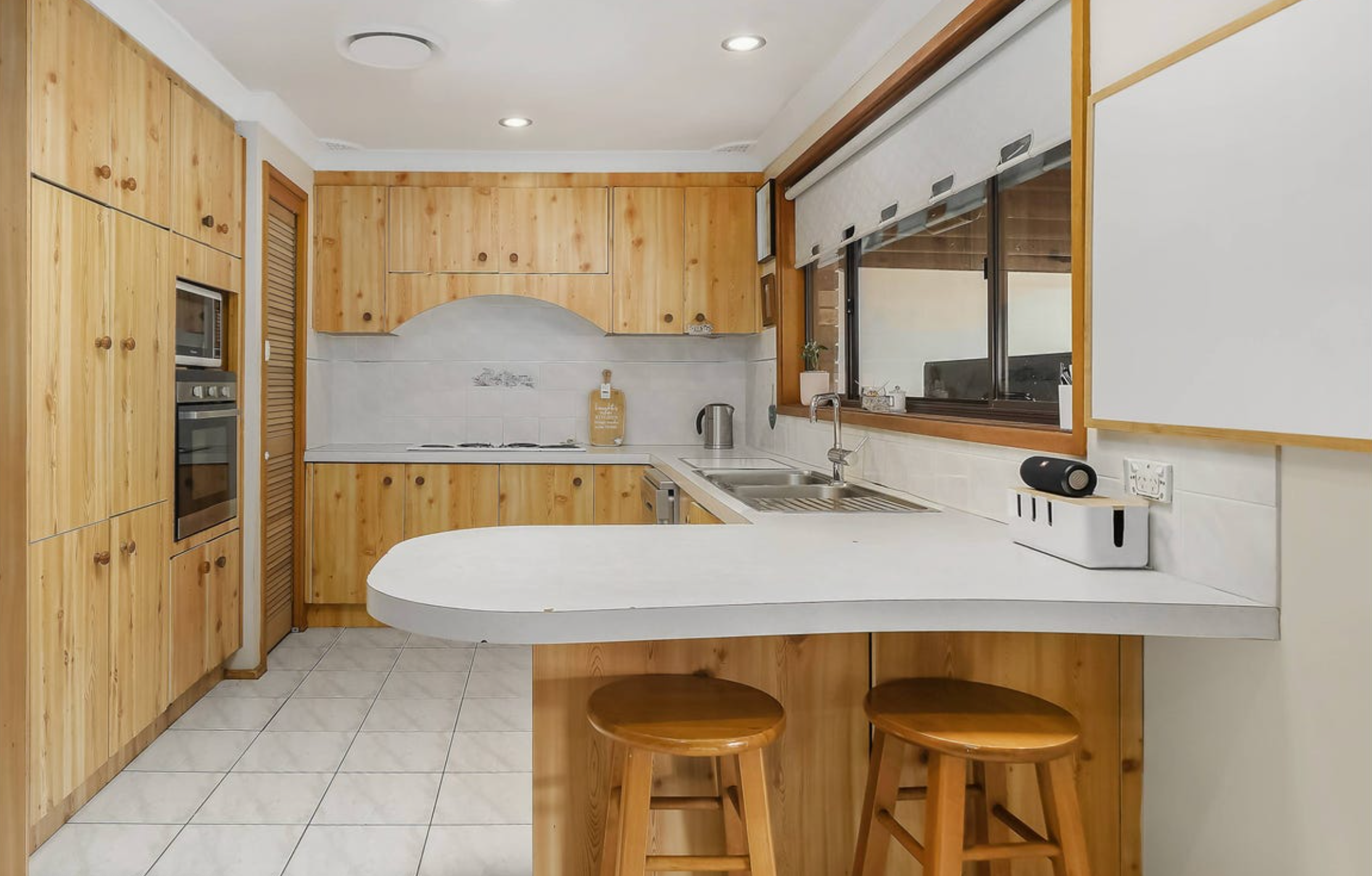 23 Alexander Crescent, Macquarie Fields, NSW 2564