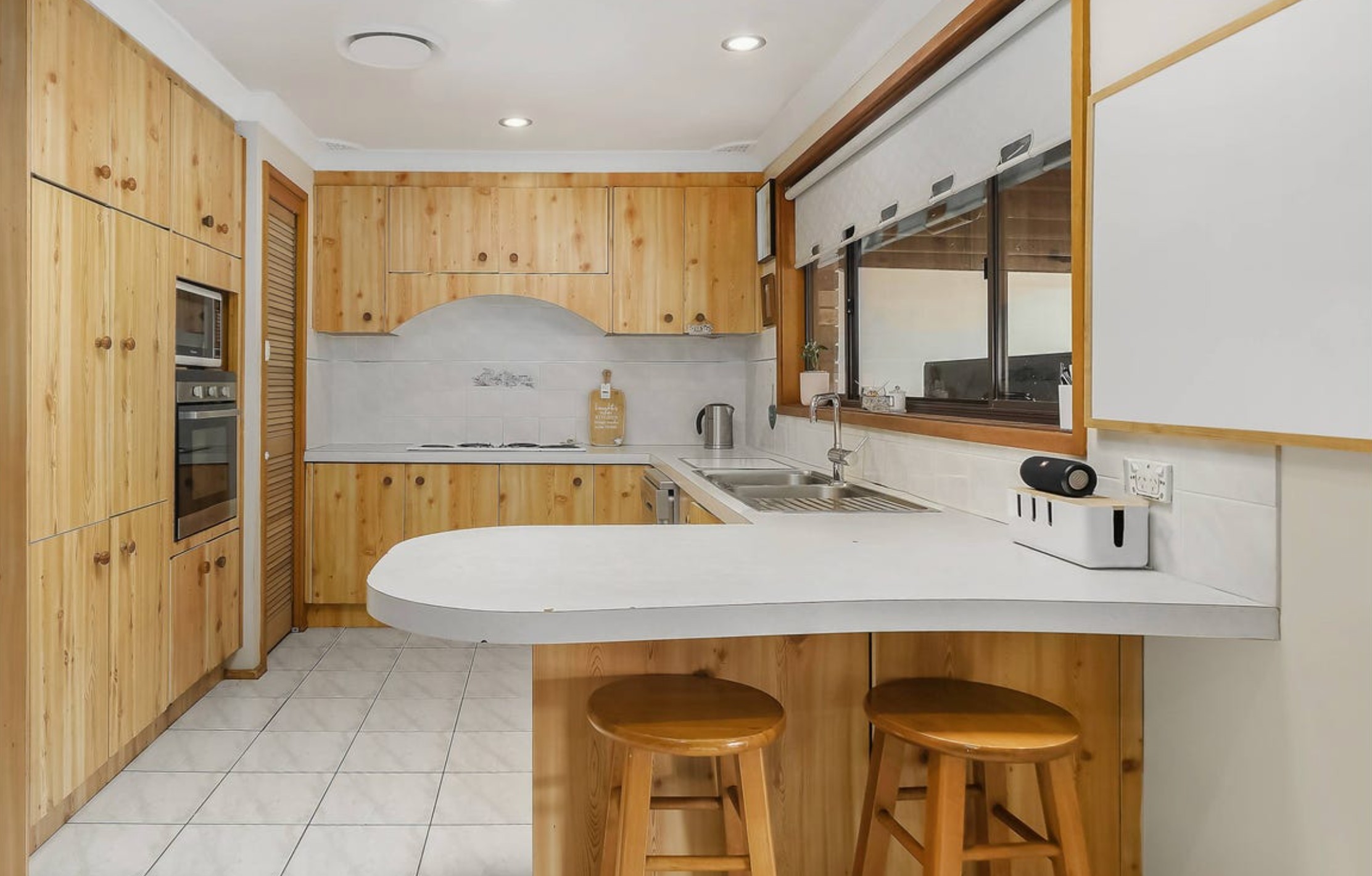 23 Alexander Crescent, Macquarie Fields, NSW 2564