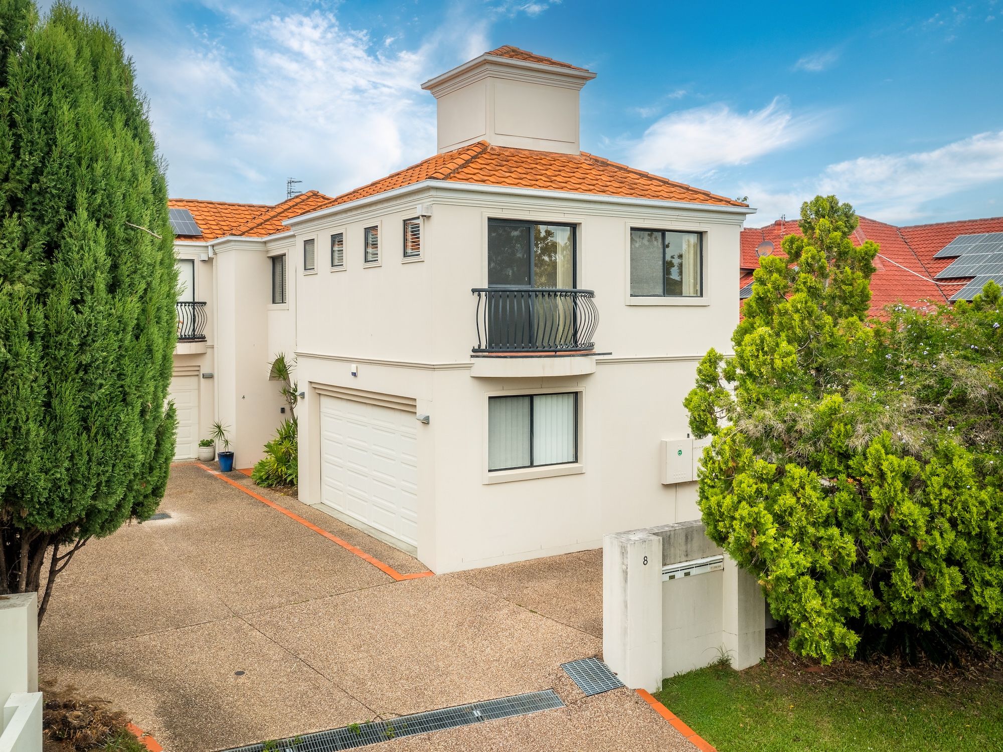 4/8 Blue Ridge Crescent, Varsity Lakes, QLD 4227