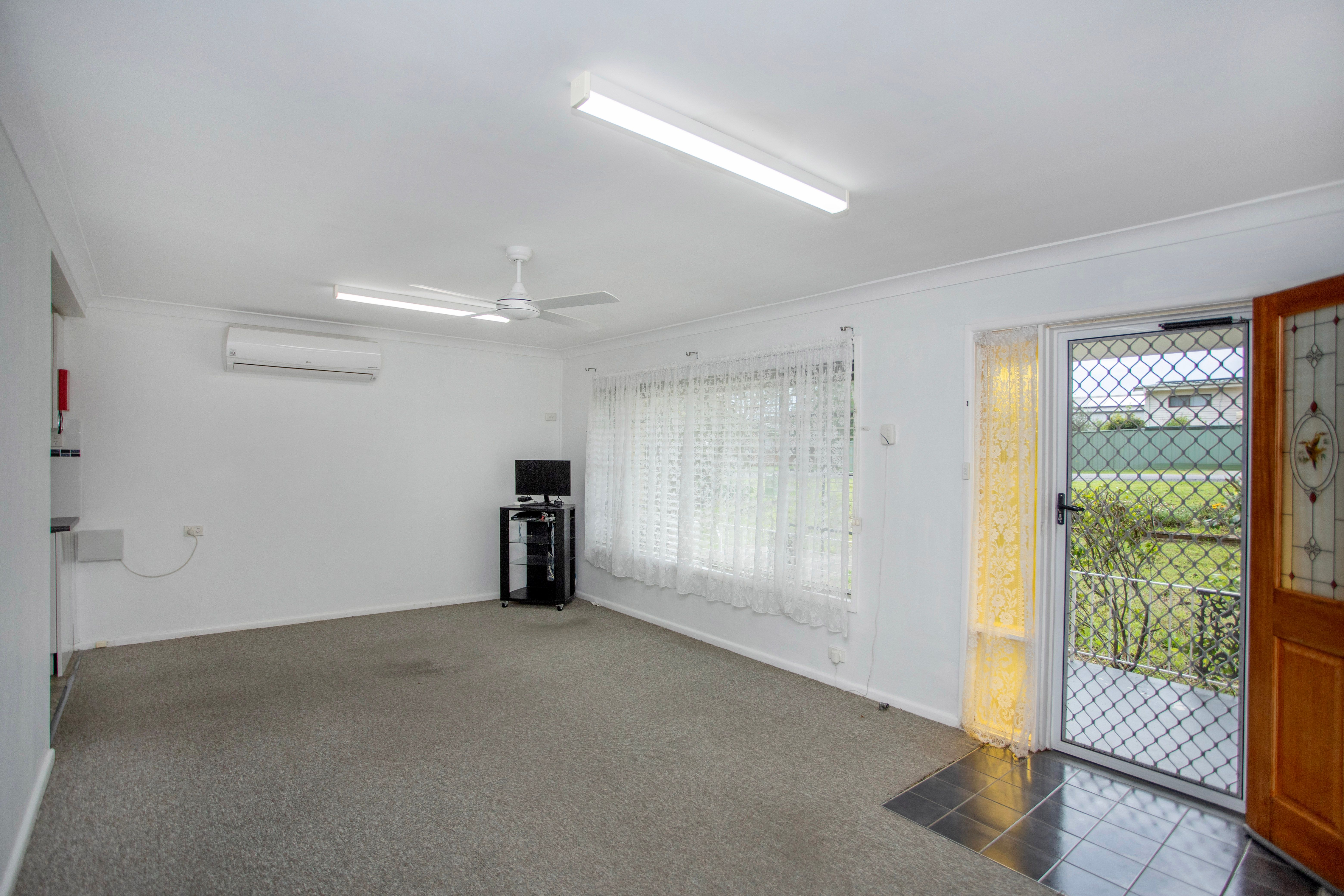 34 Blue Gum Avenue — photo 8 of 26