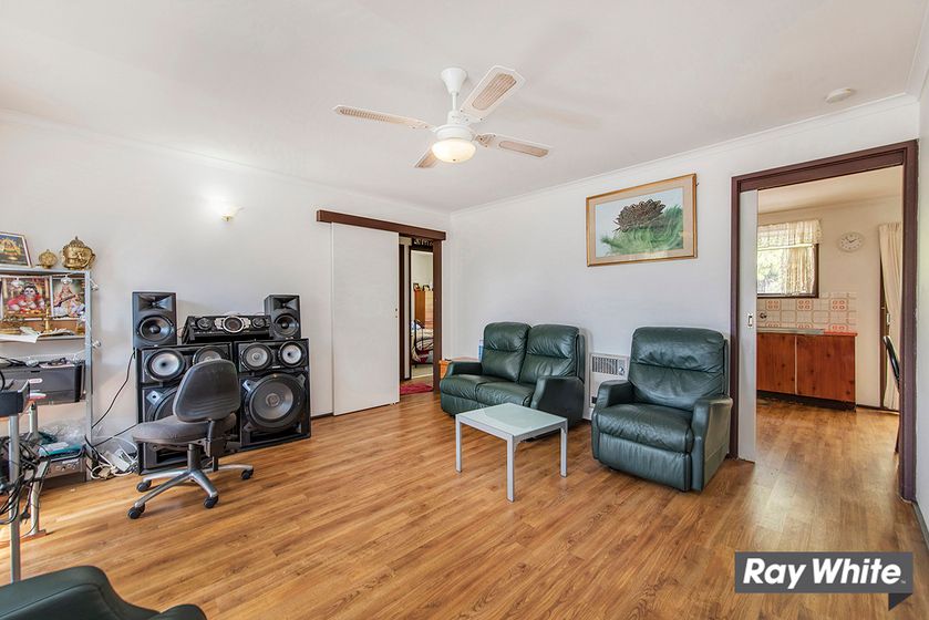 11 Moorehead Place, Latham, ACT 2615