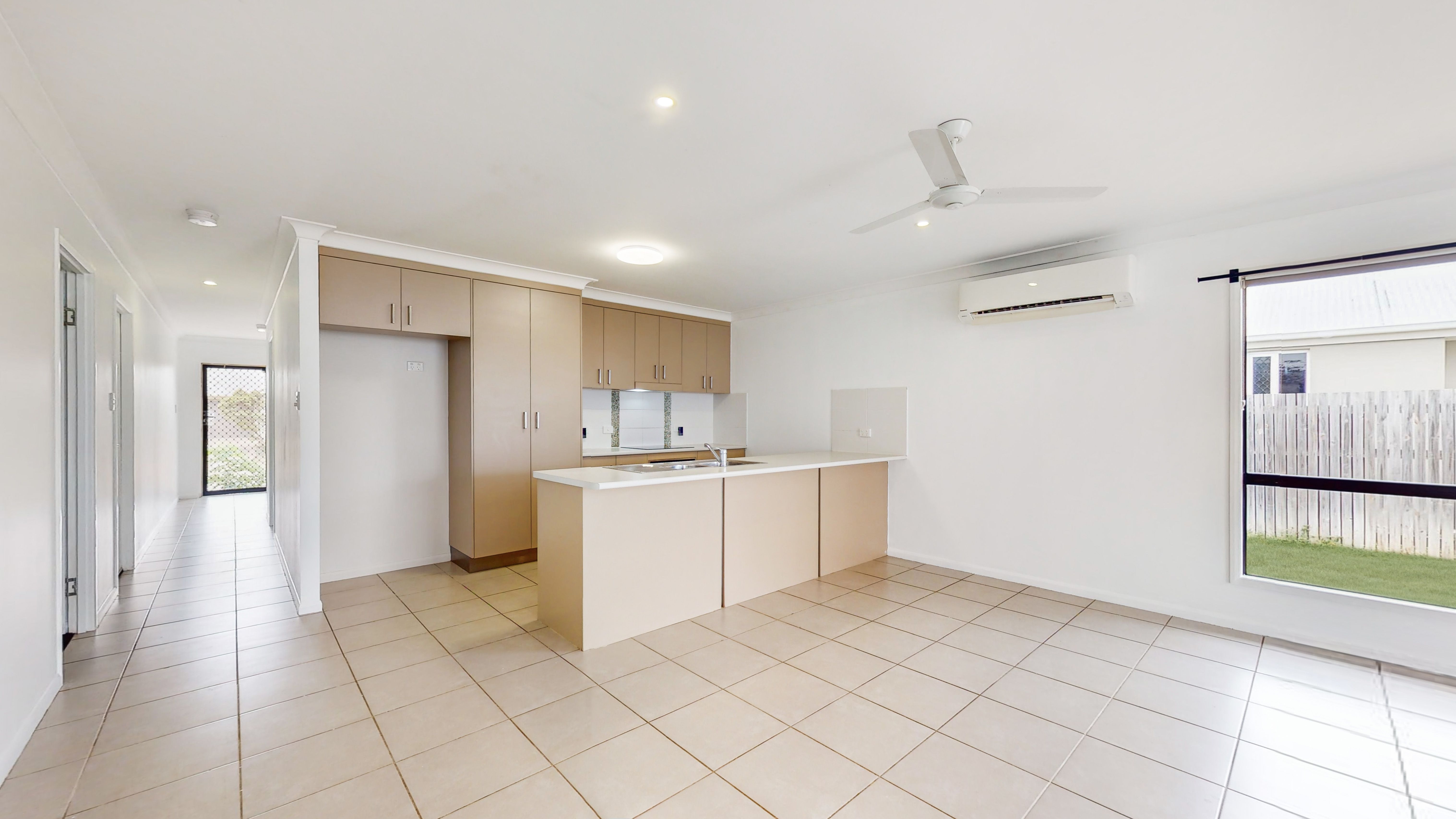 7 Yass Circuit, Kelso, QLD 4815