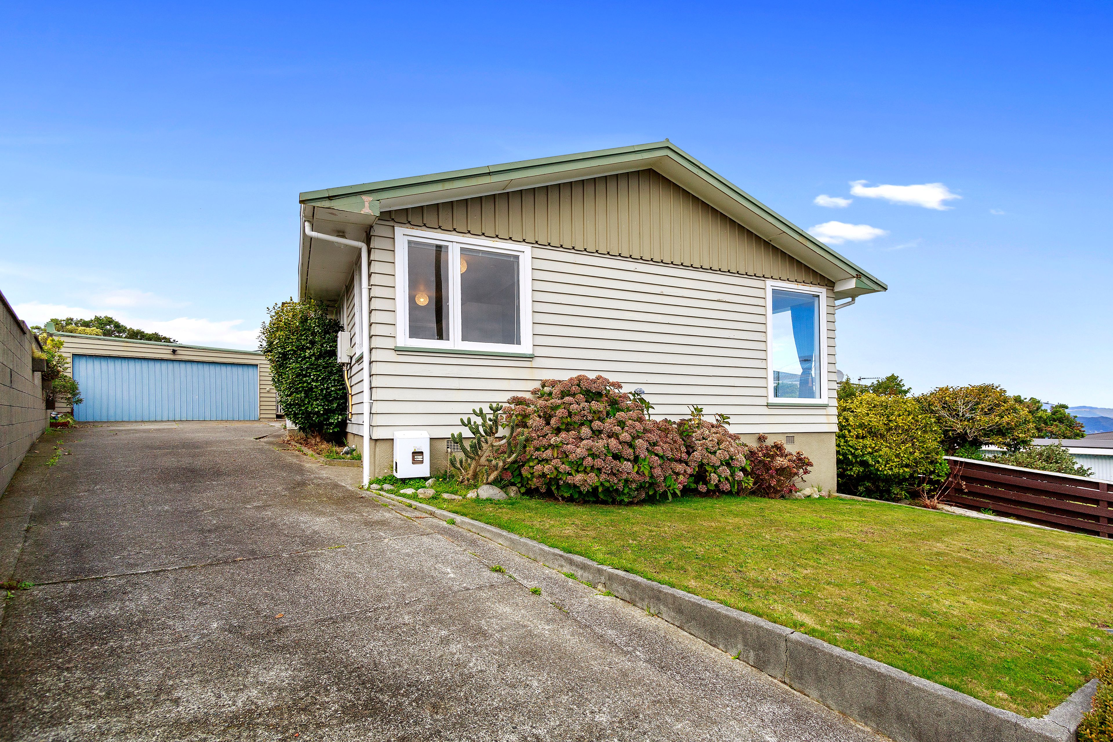 252 Dowse Drive, Maungaraki, Lower Hutt City