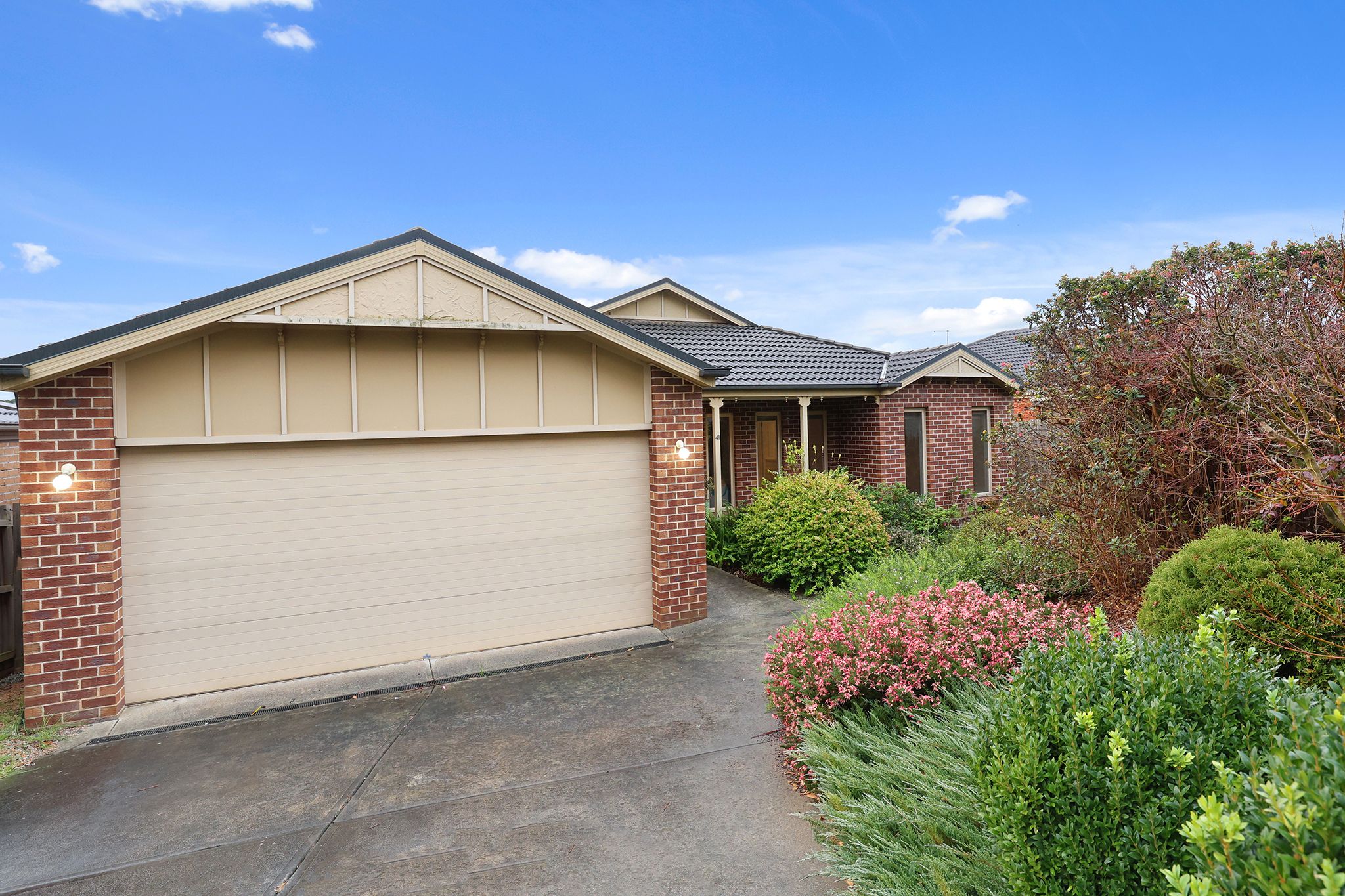 41 Victoria Street, Drouin, VIC 3818
