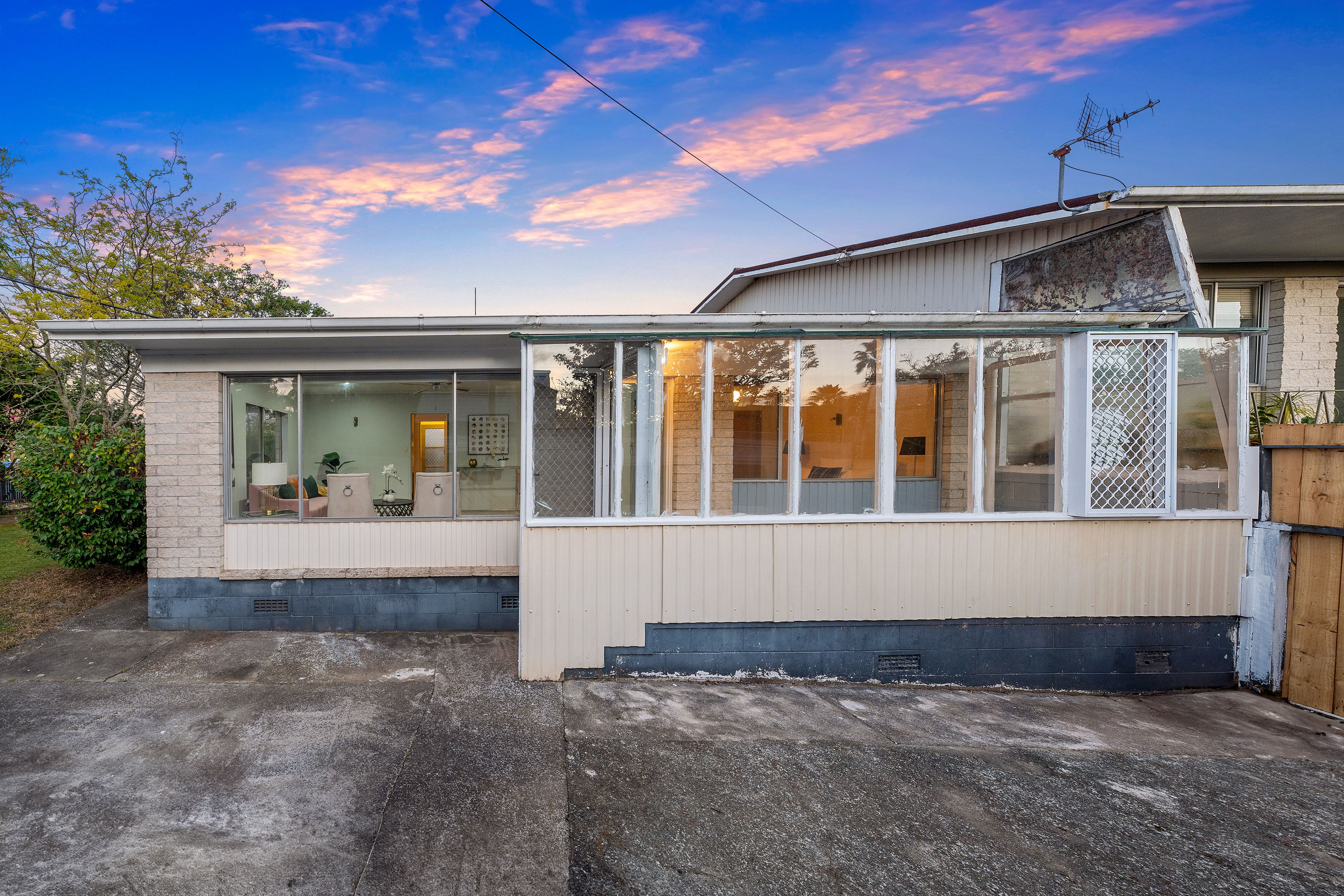 47 Tirimoana Road, Te Atatu South, Waitakere City