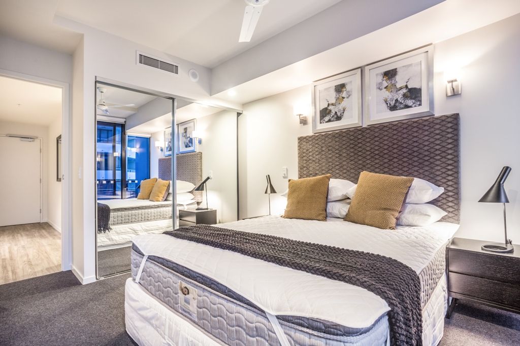 1042/9 Edmondstone Street, South Brisbane, QLD 4101