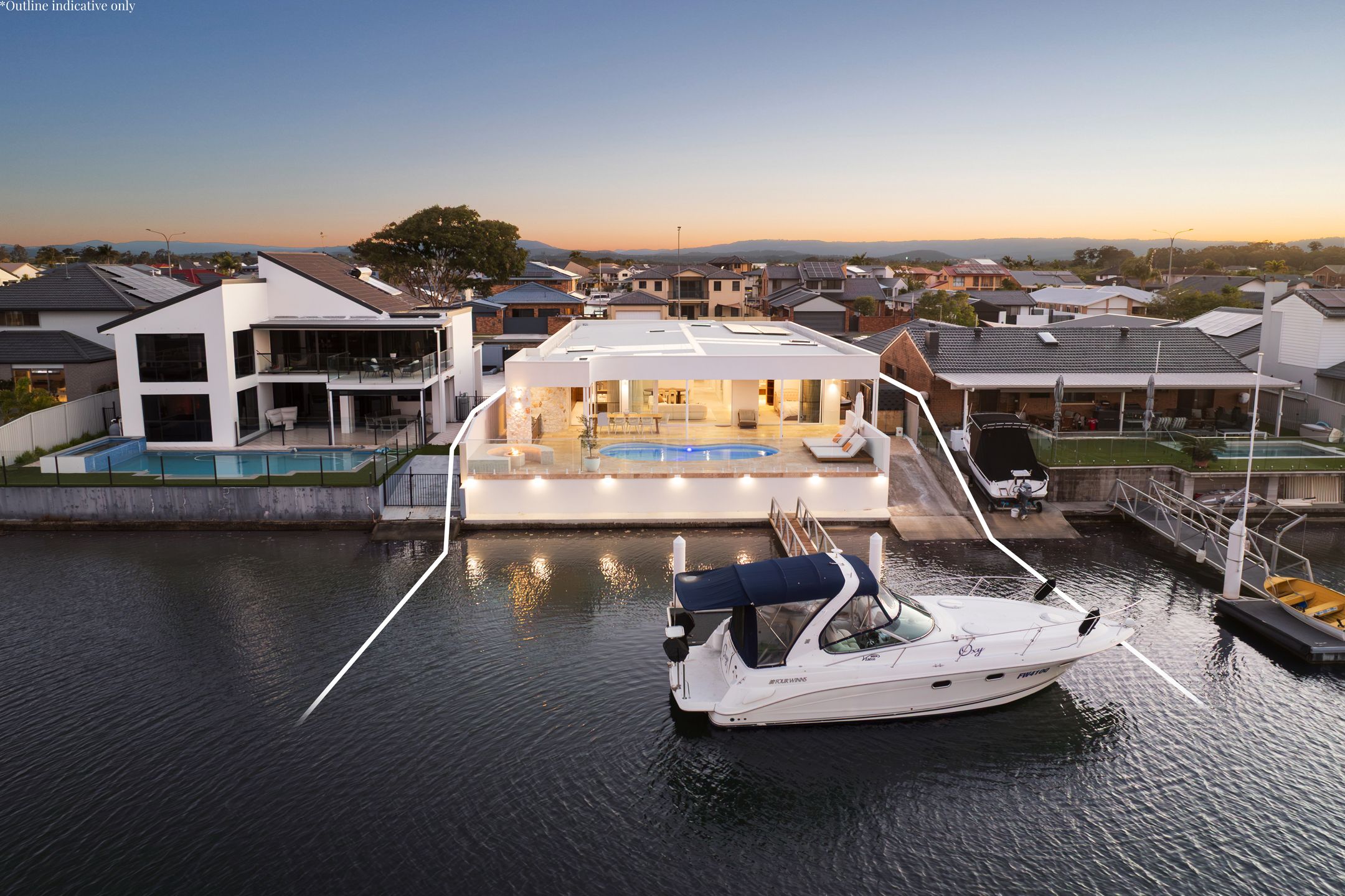 35 Oxley Drive, Paradise Point, QLD 4216