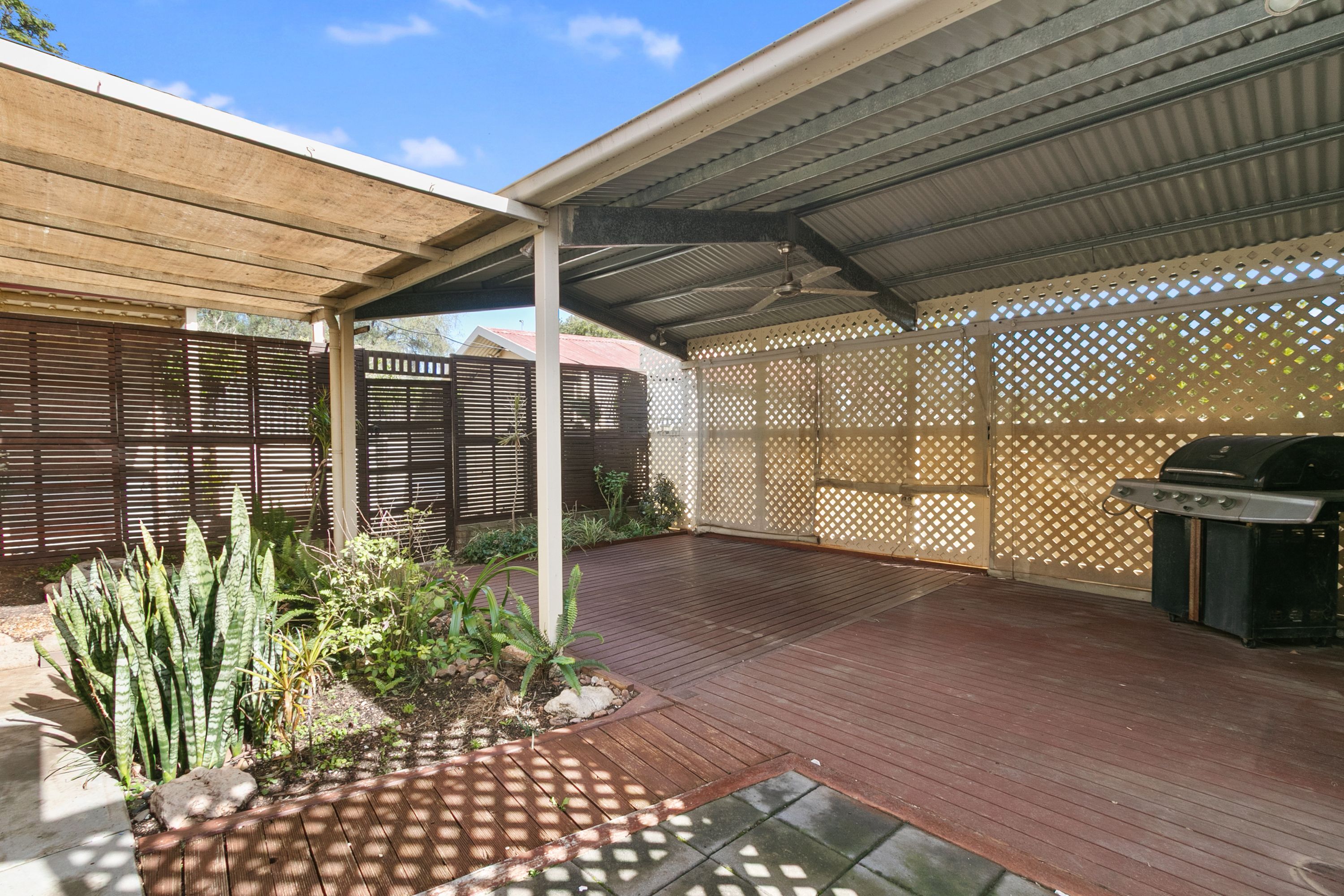 20 Gardiner Street — photo 17 of 26