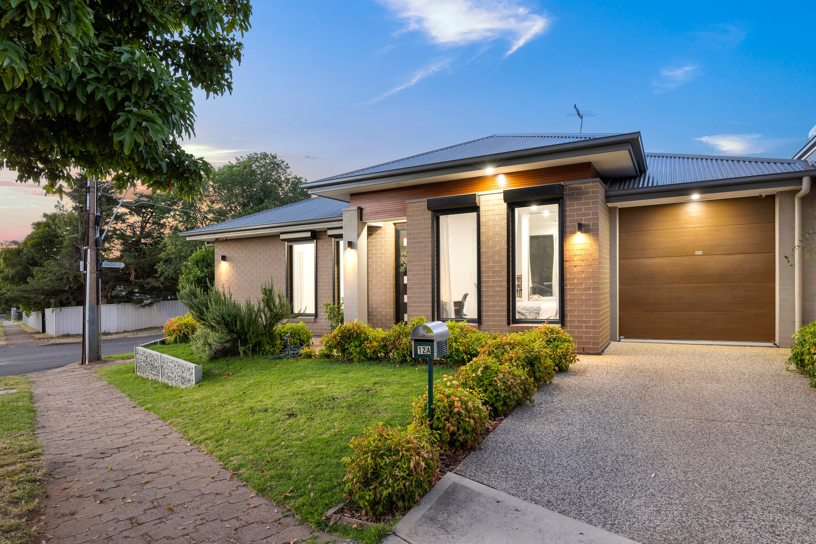 12A Helen Terrace, Valley View, SA 5093