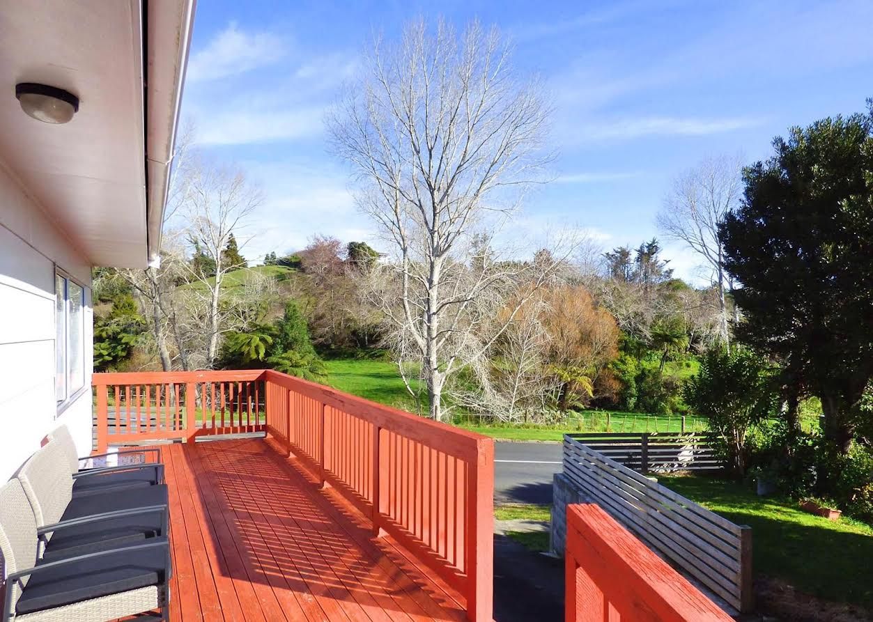 67 Poplar Grove, Whalers Gate, New Plymouth District