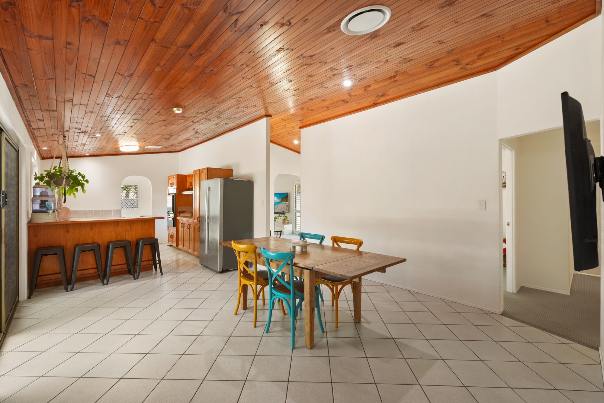 6 Cottesloe Drive — photo 7 of 27