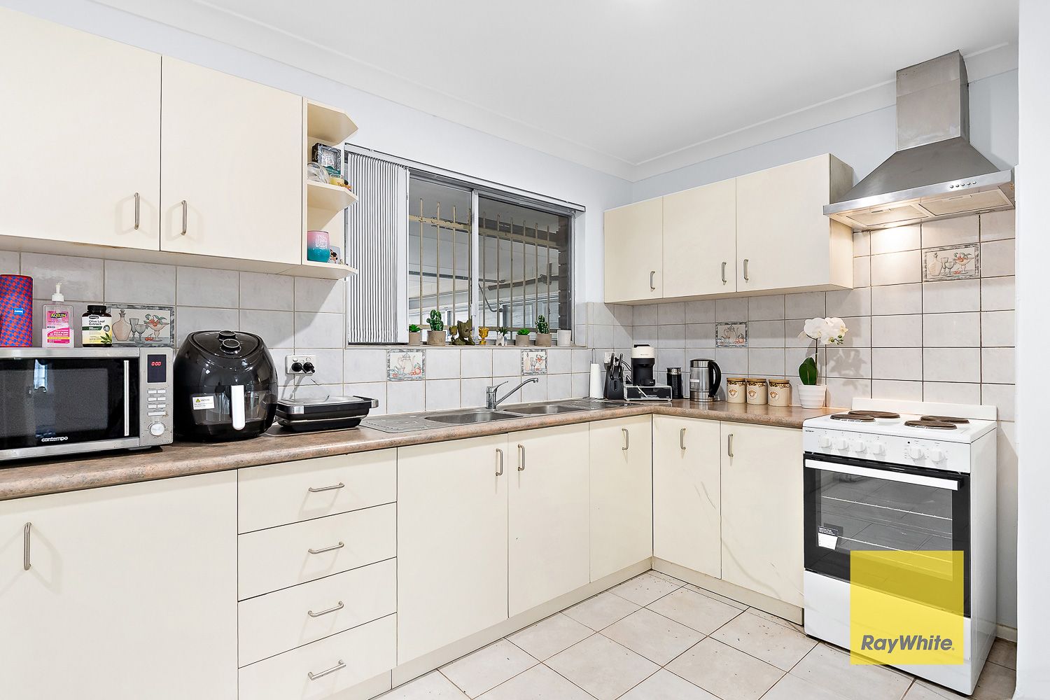 19 Orberry Place, Thornlie, WA 6108