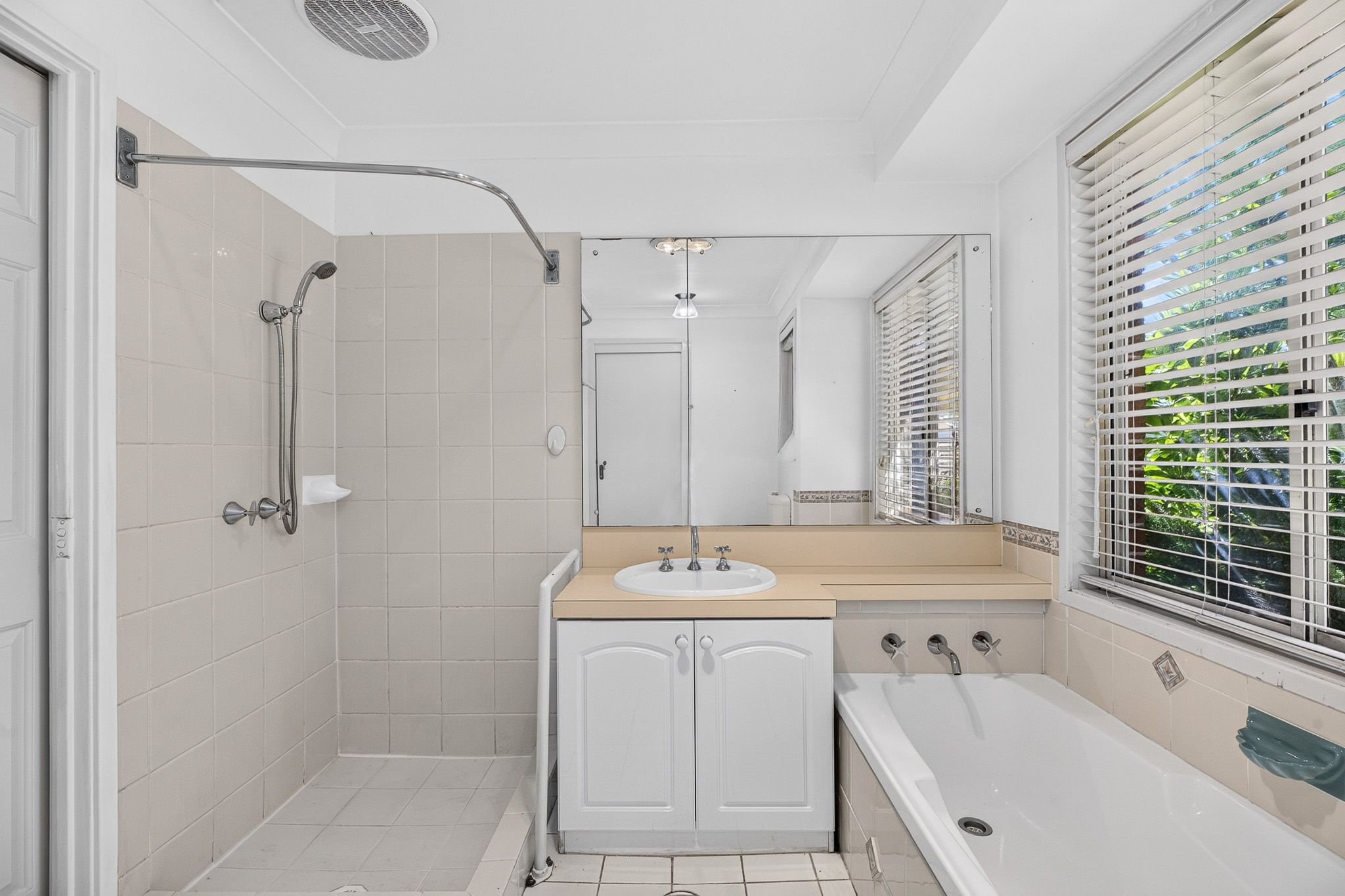2 Mcminn Place — photo 10 of 15