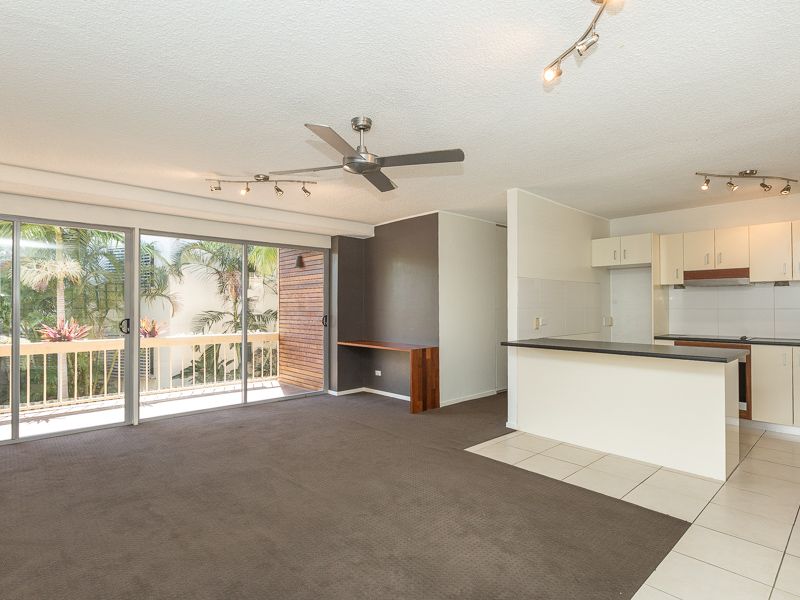 9/18 Tarcoola Crescent, Chevron Island, QLD 4217