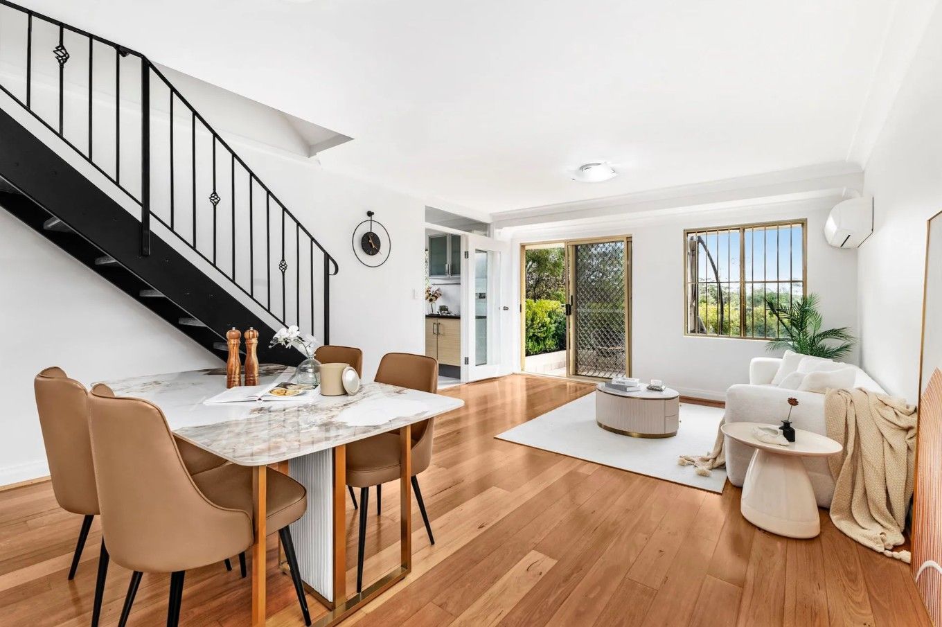 11/239 Victoria Avenue — photo from Ray White AY Realty Chatswood