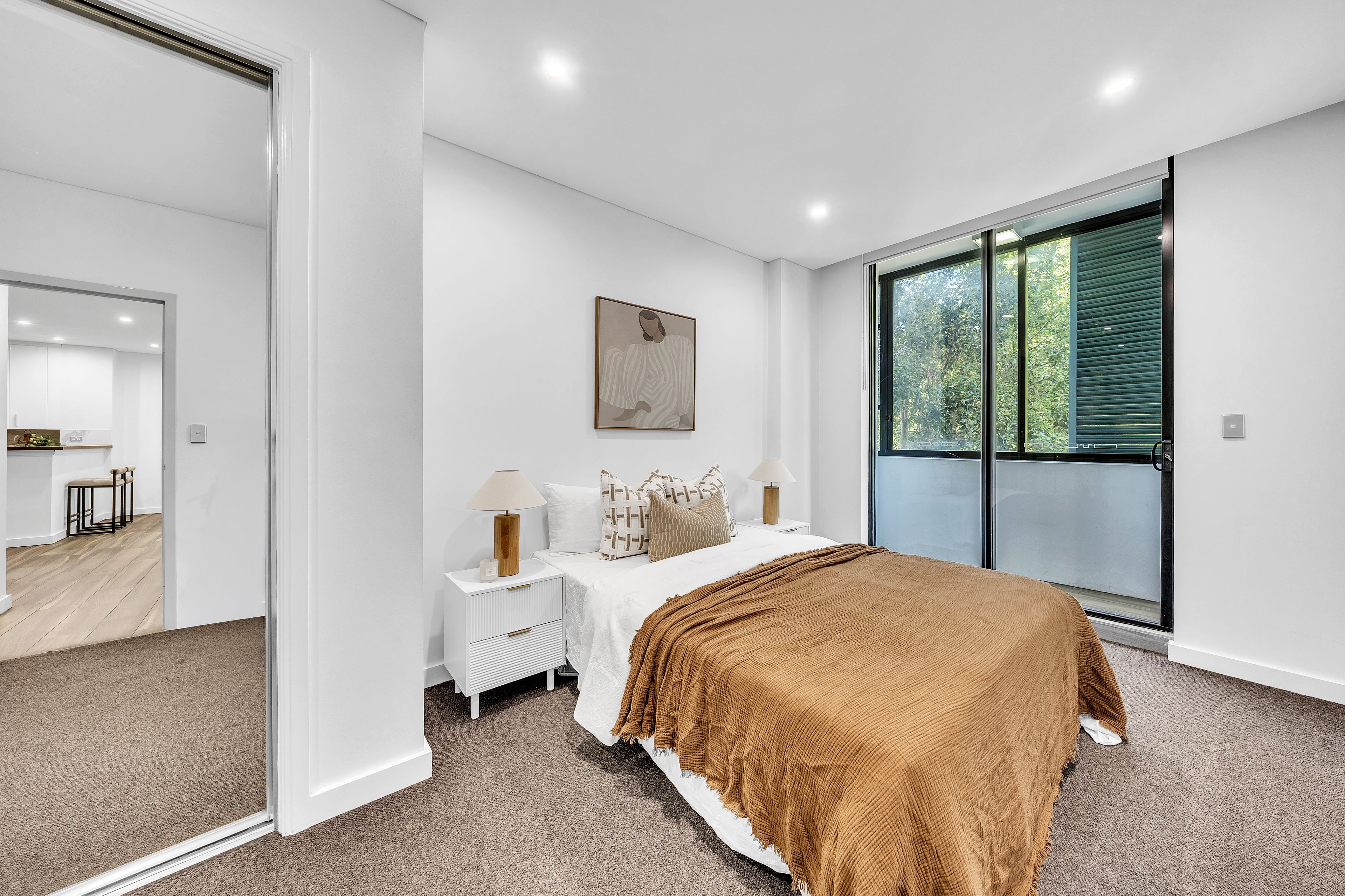 141/310 Wattle Street — photo 4 of 16
