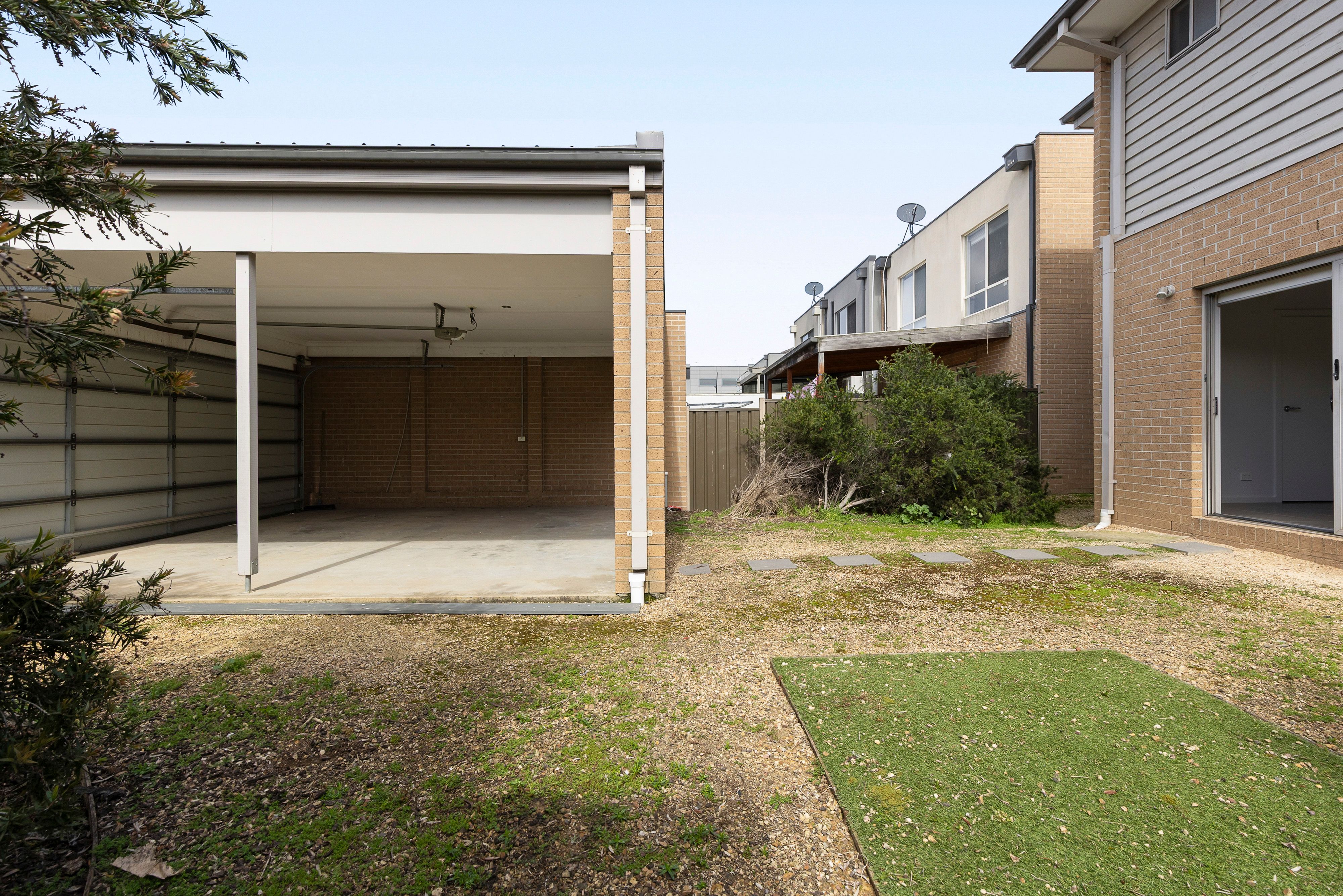 63 Lygon Drive — photo 16 of 21