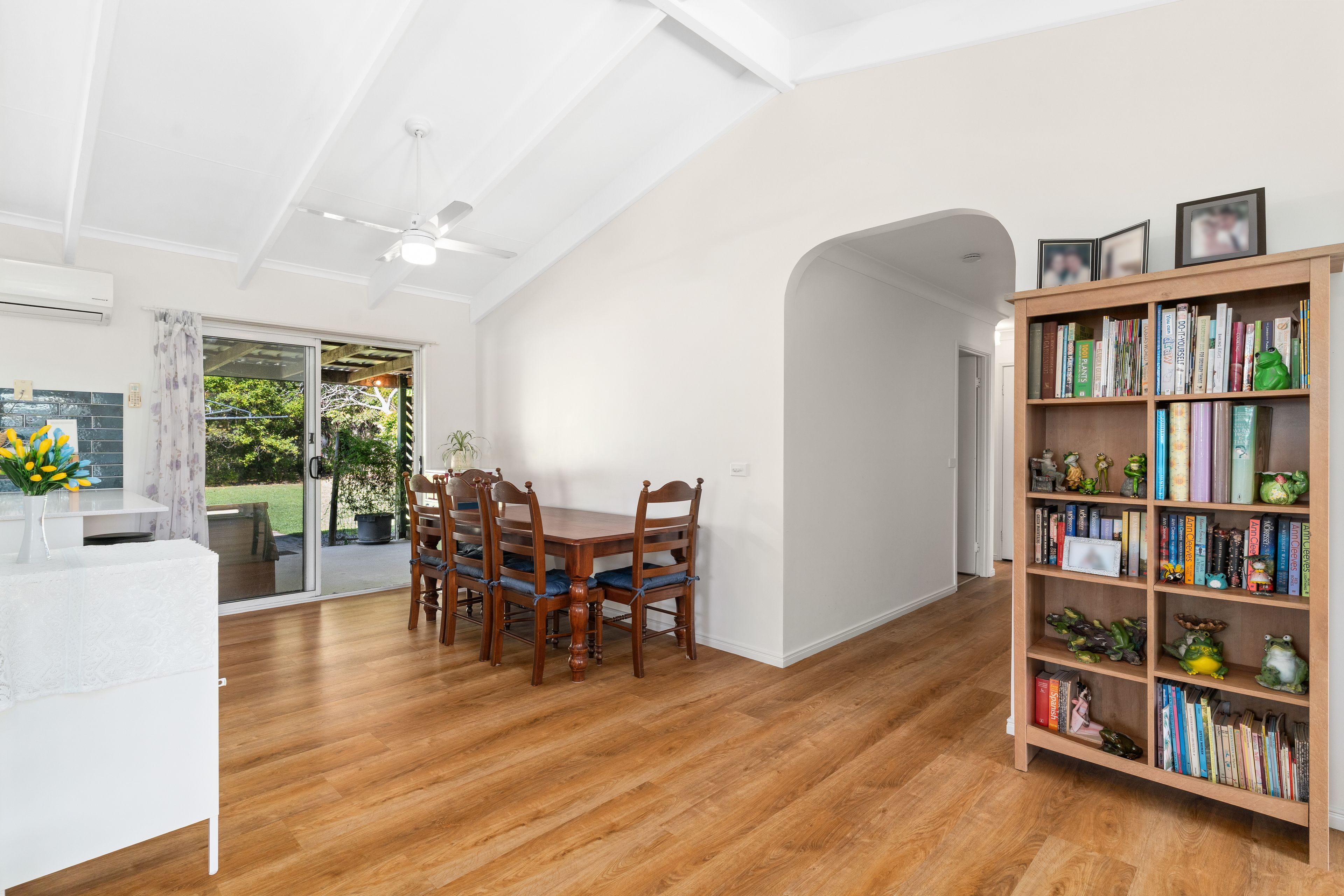 46 Dorson Drive — photo 9 of 19