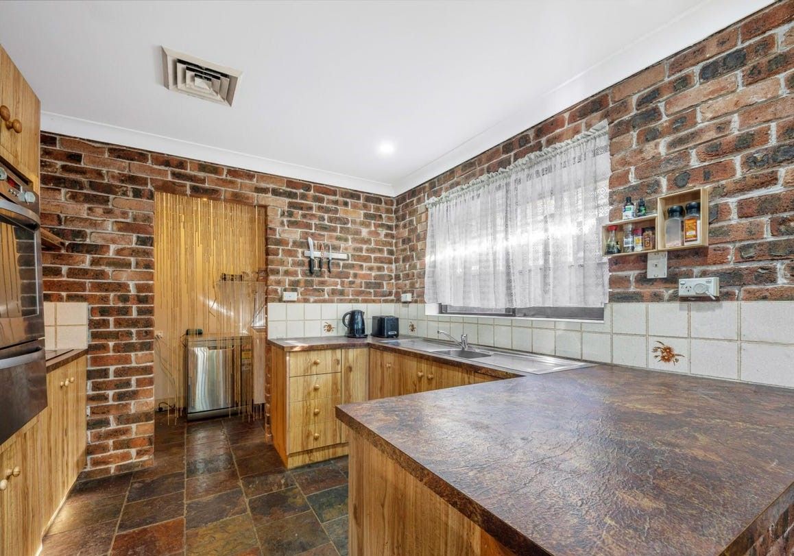81 Richmond Road, Cambridge Park, NSW 2747