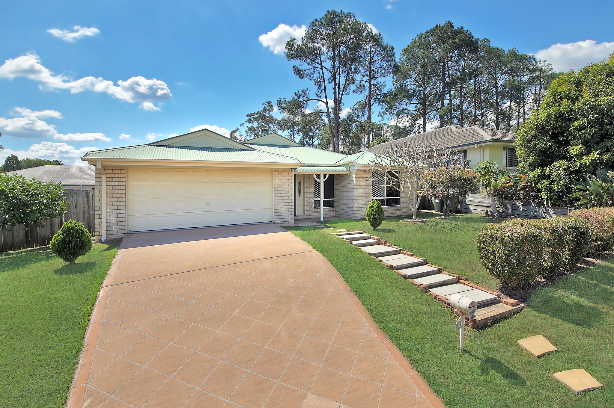 13 Brushwood Circuit, Forest Lake, QLD 4078