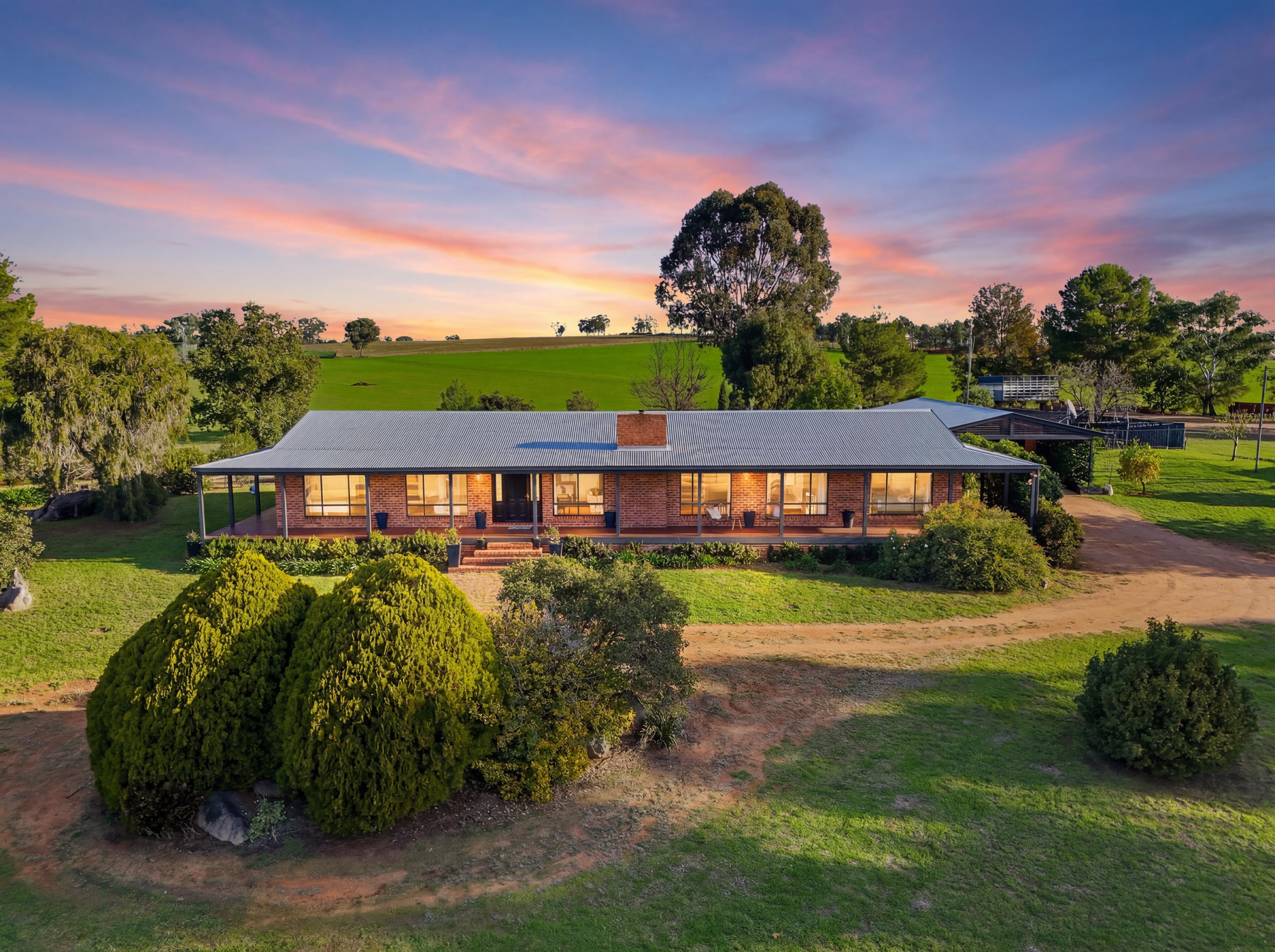 Forbes, NSW 2871 — photo from Ray White Parkes