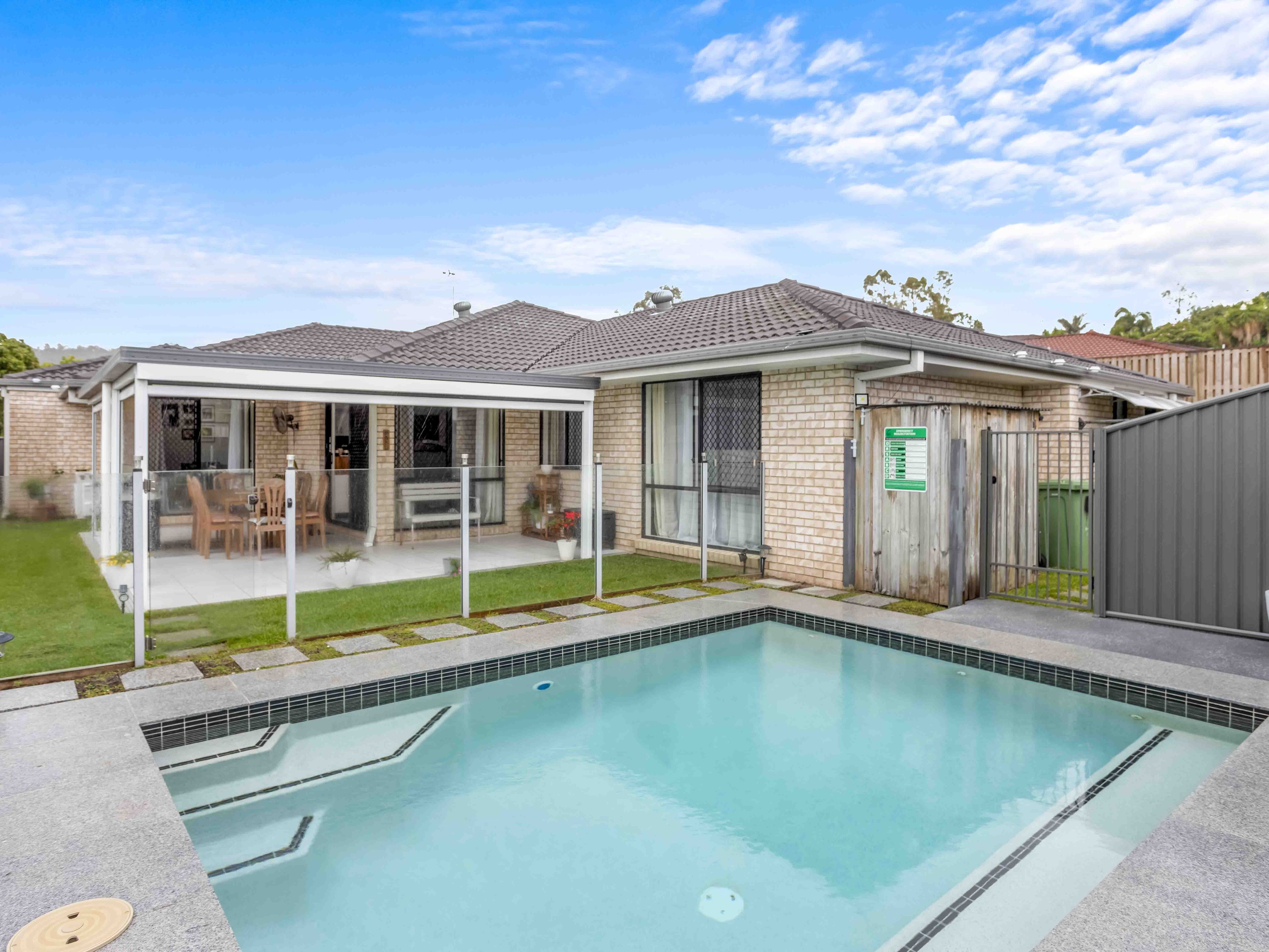 260 Universal Street, Oxenford, QLD 4210