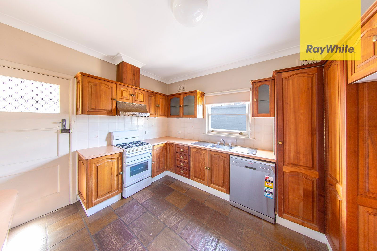 1 Northmead Avenue, Northmead, NSW 2152