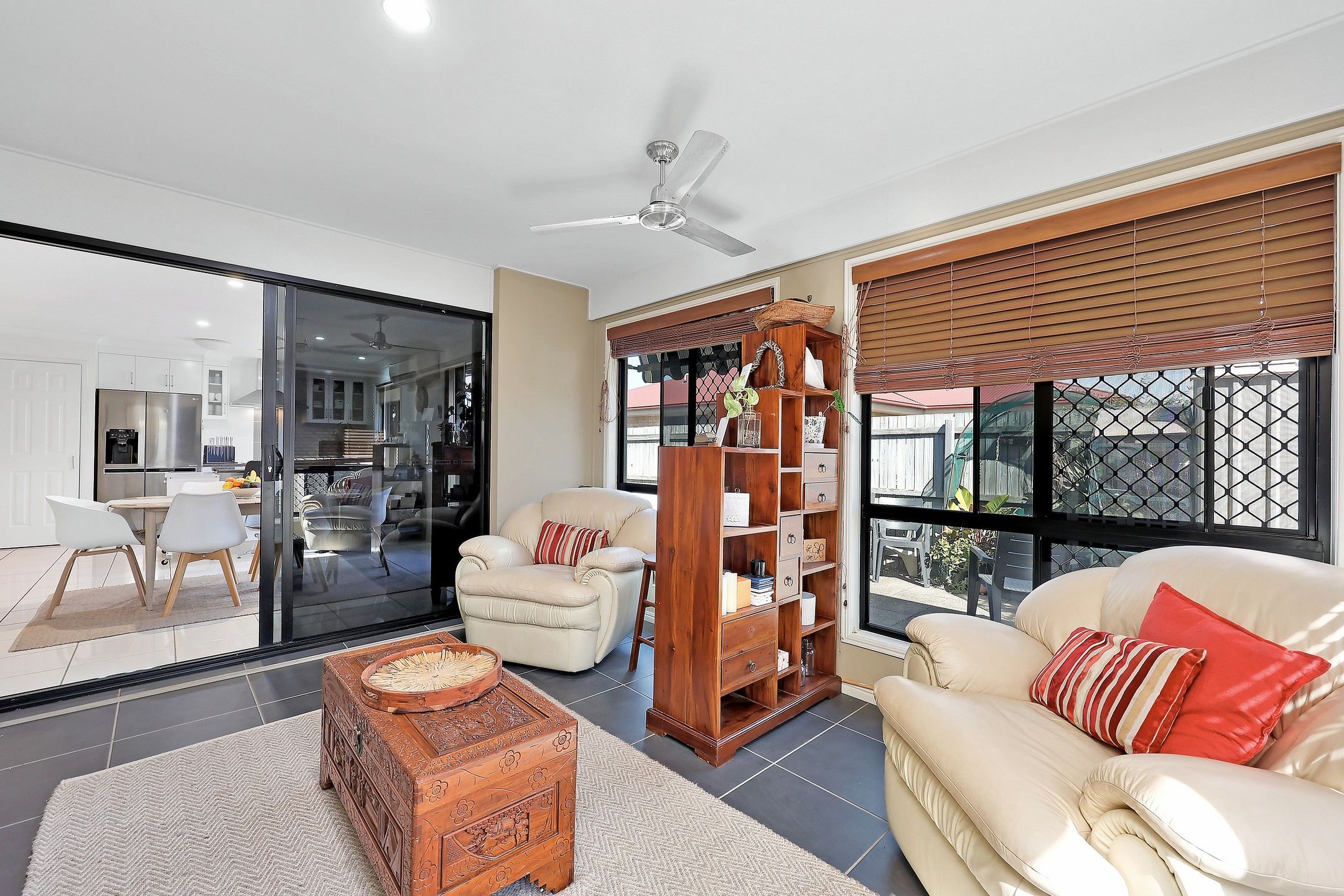 1/4A Hillvue Crescent — photo 20 of 28