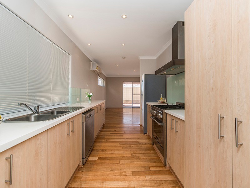 1/40 George Street, Rockingham, WA 6168