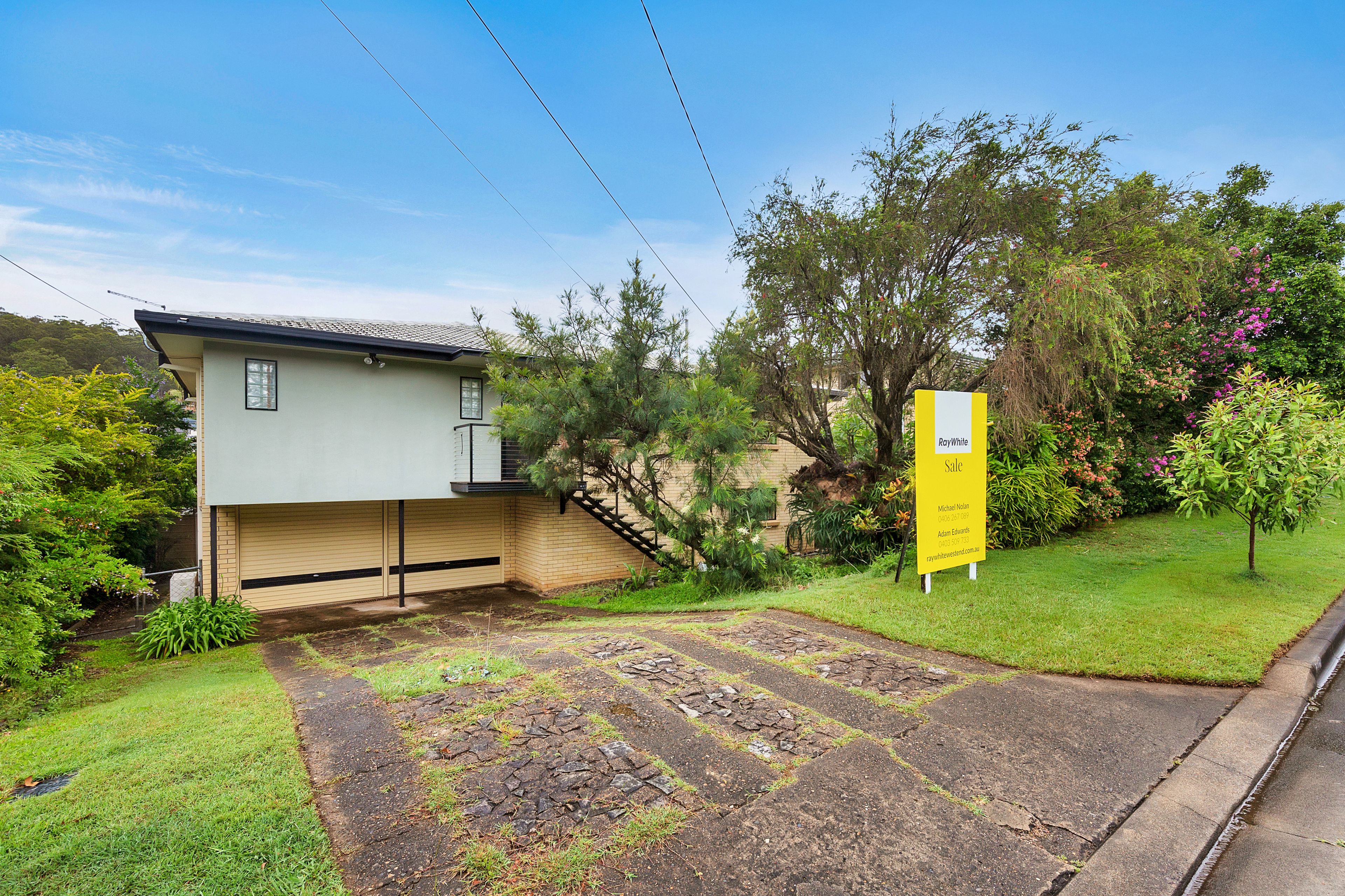 141 Fegen Drive, Moorooka QLD 4105