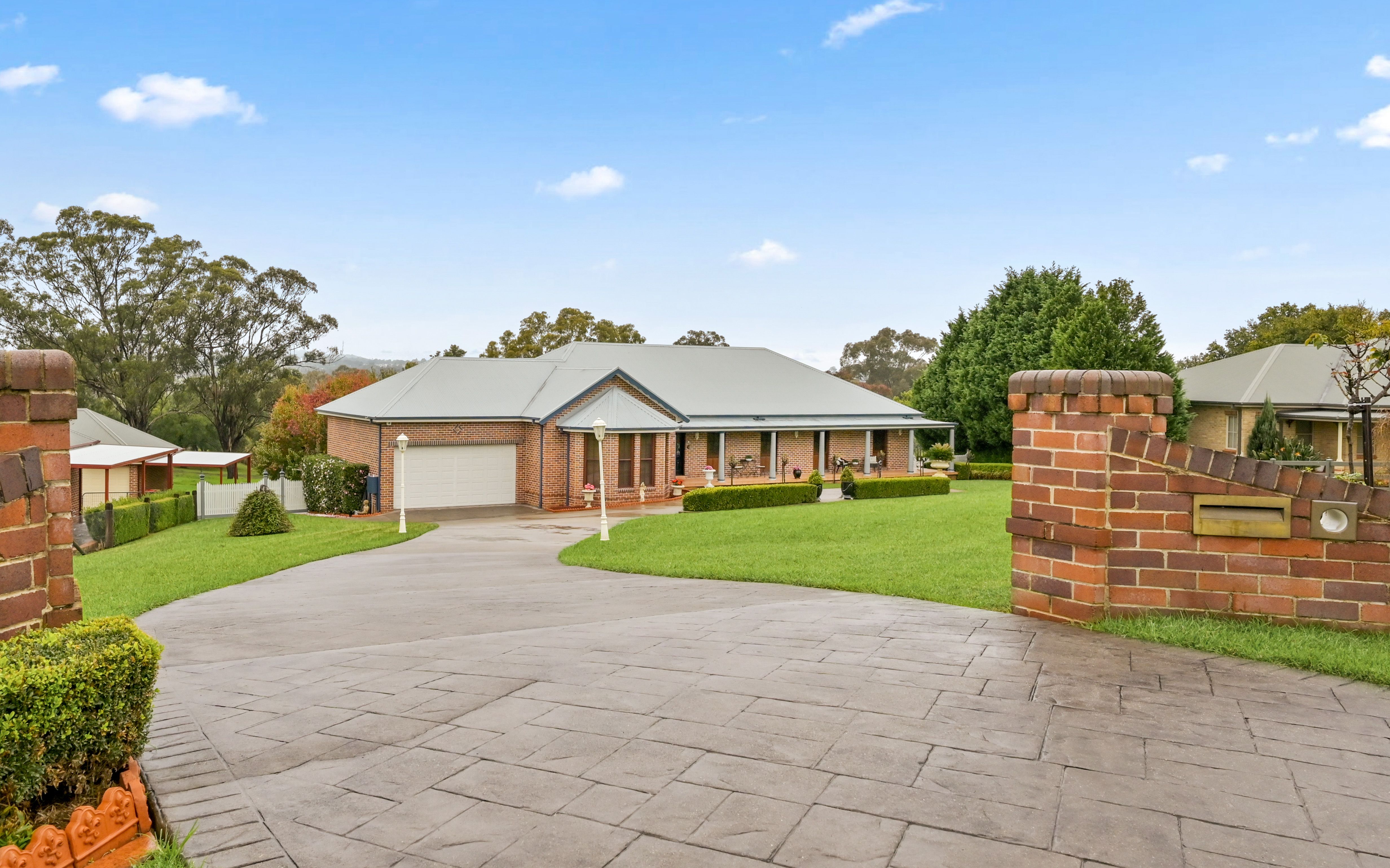 25 The Meadows, Kirkham, NSW 2570 Sold House Ray White Macarthur Group