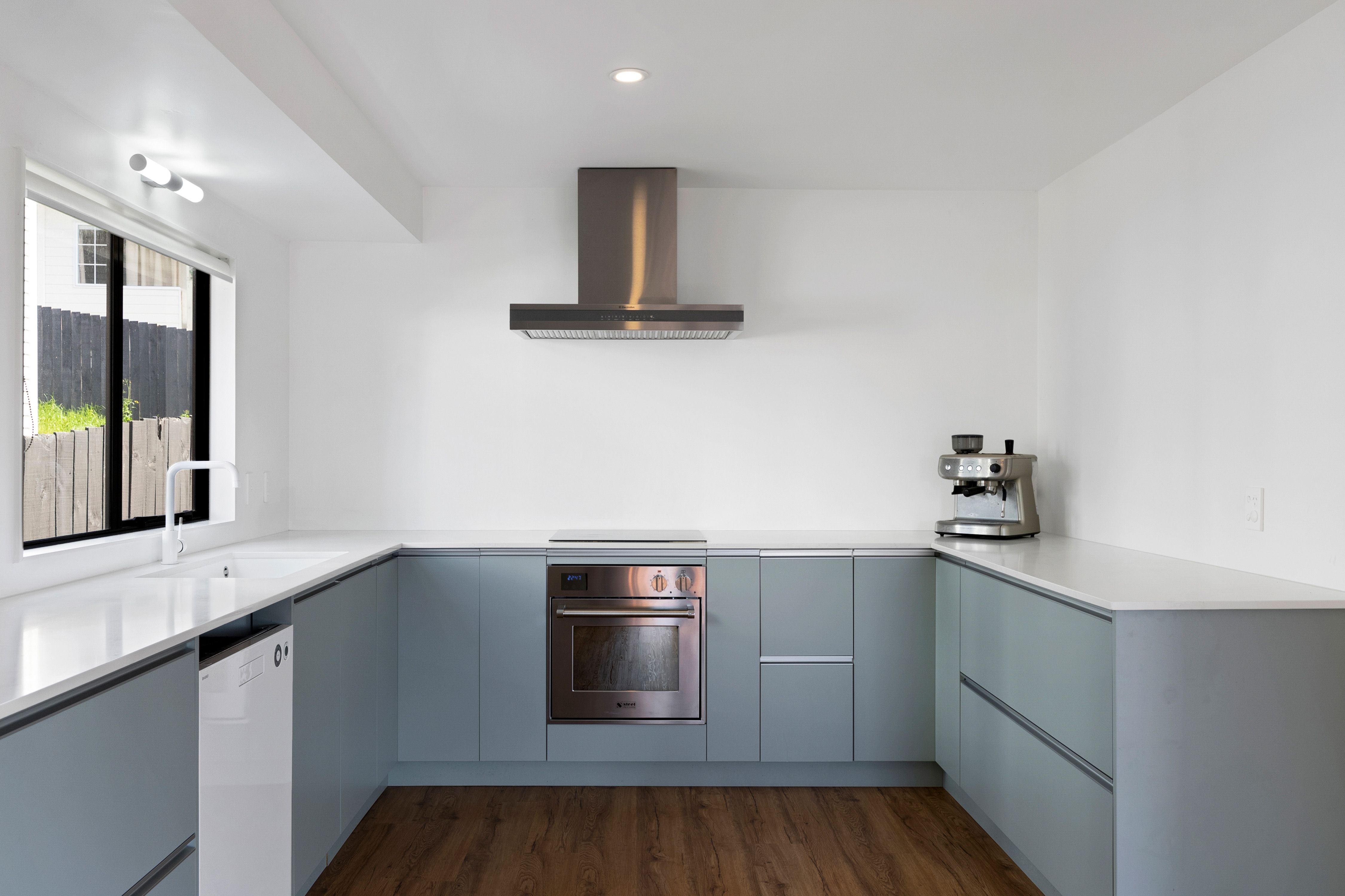 2/75 Langana Avenue, Browns Bay, North Shore City