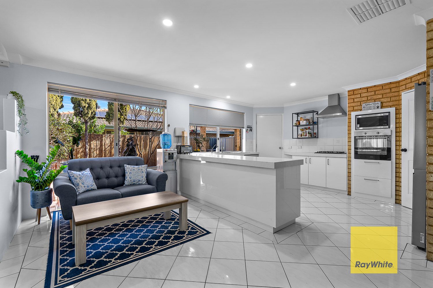 18 Dryandra Way, Thornlie, WA 6108