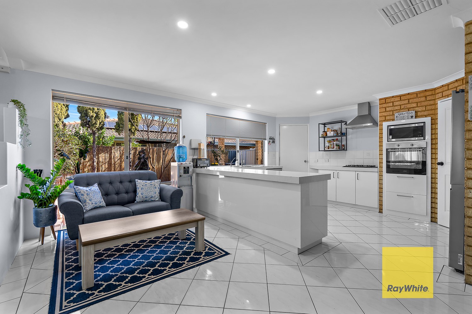 18 Dryandra Way, Thornlie, WA 6108