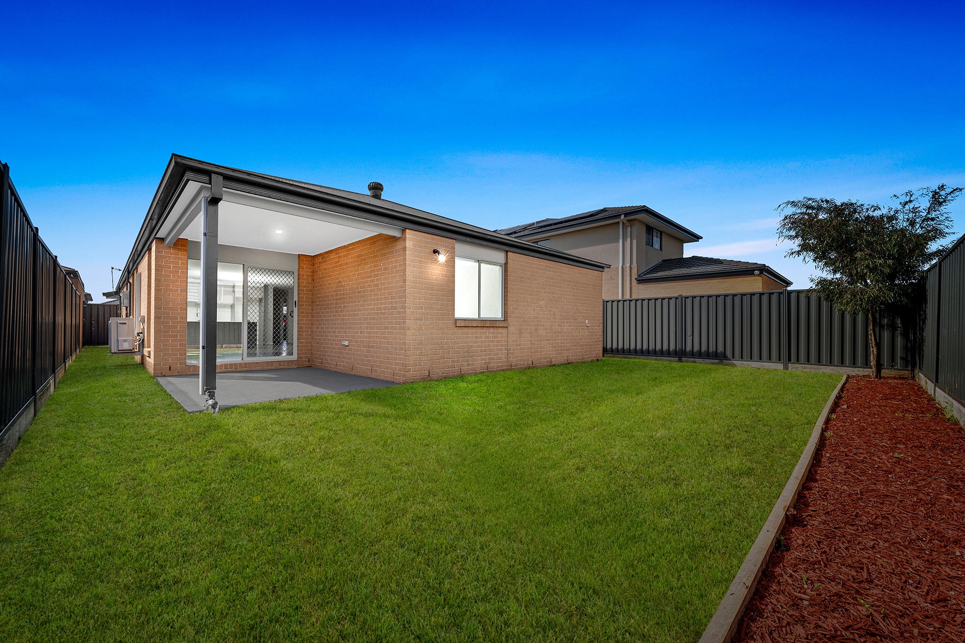 7 Langside Grove, Cranbourne East, VIC 3977