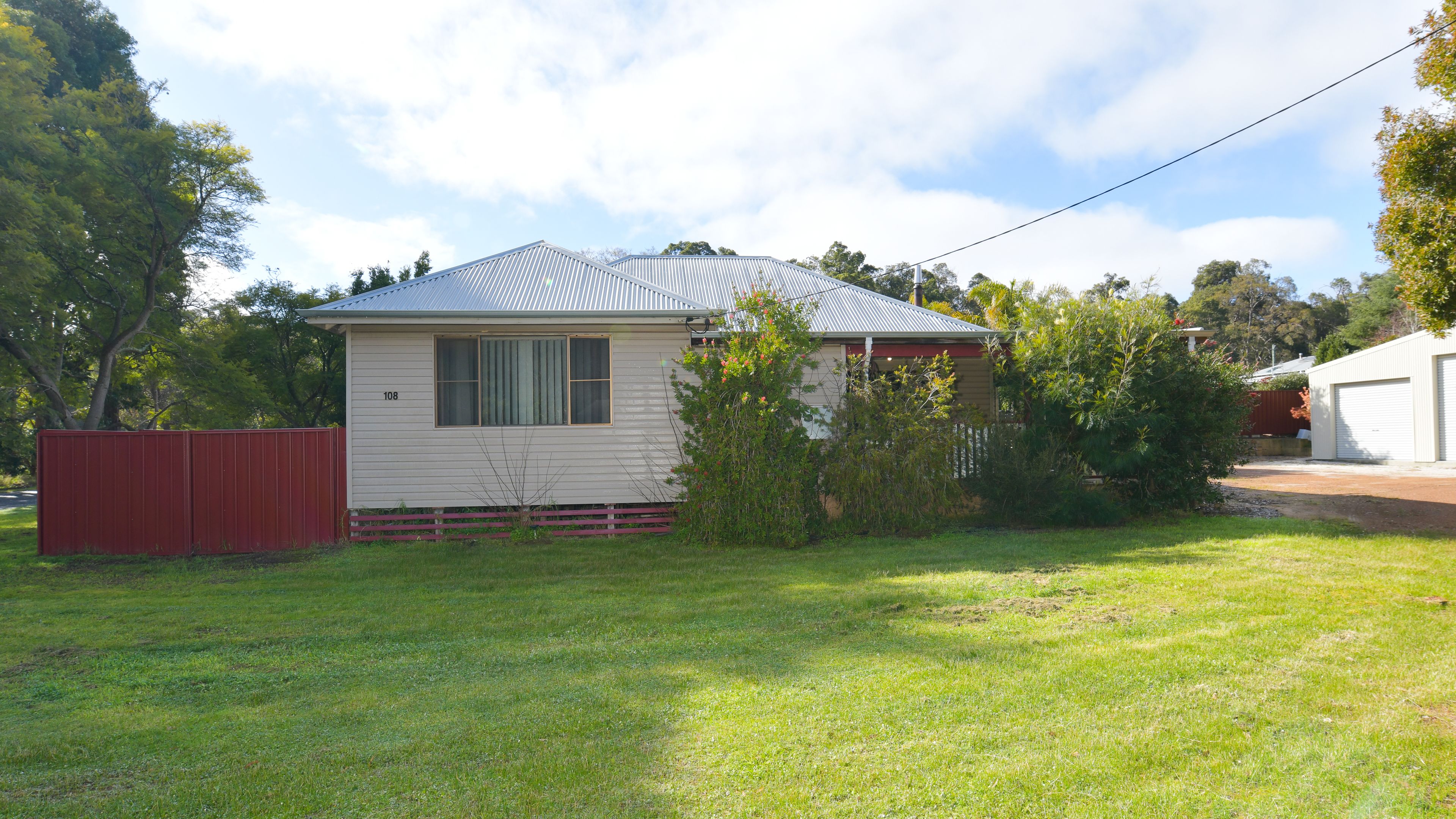 106 & 108 Blackwood Road — photo 18 of 19