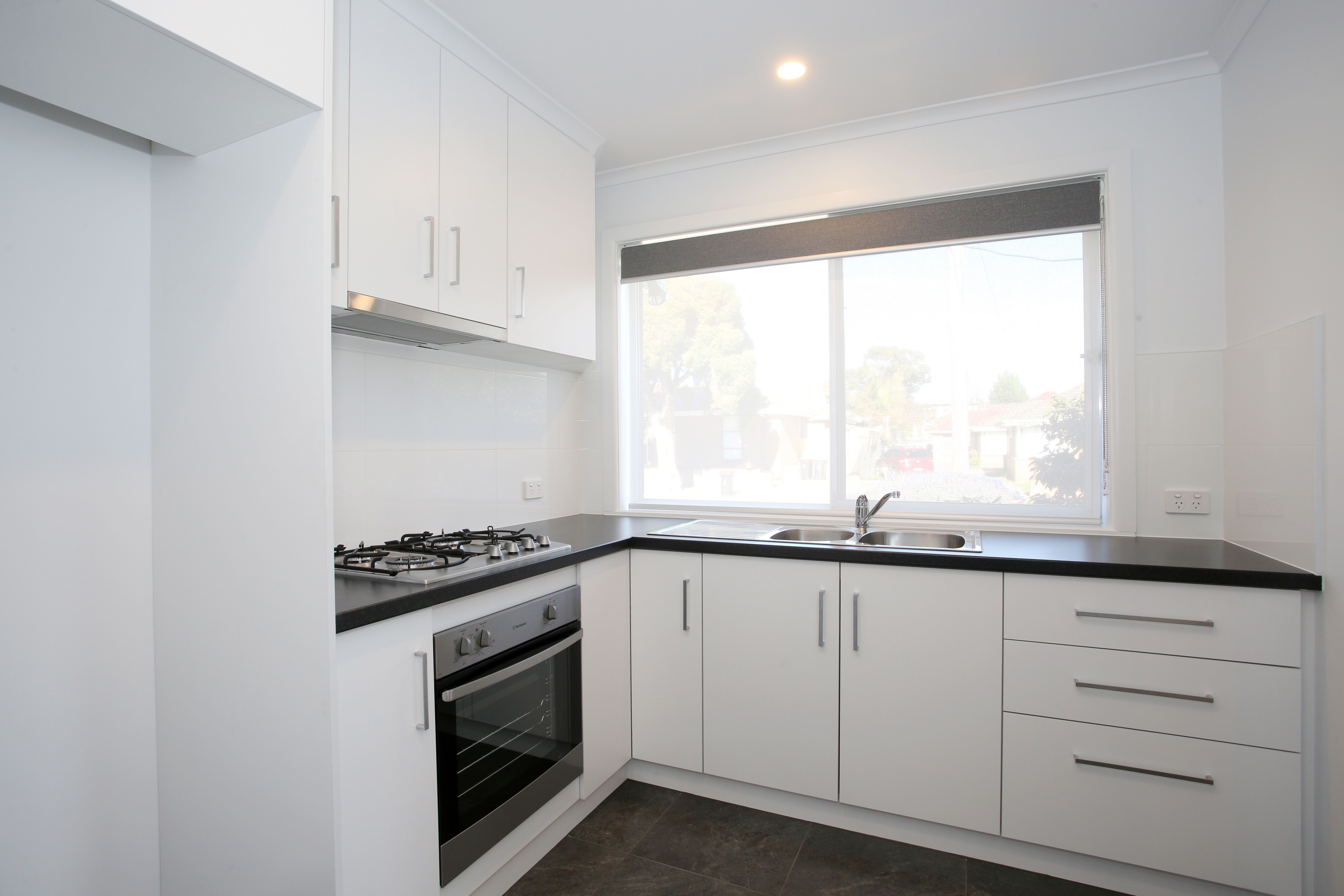 8/9-11 Radcliffe Avenue, Cheltenham, VIC 3192