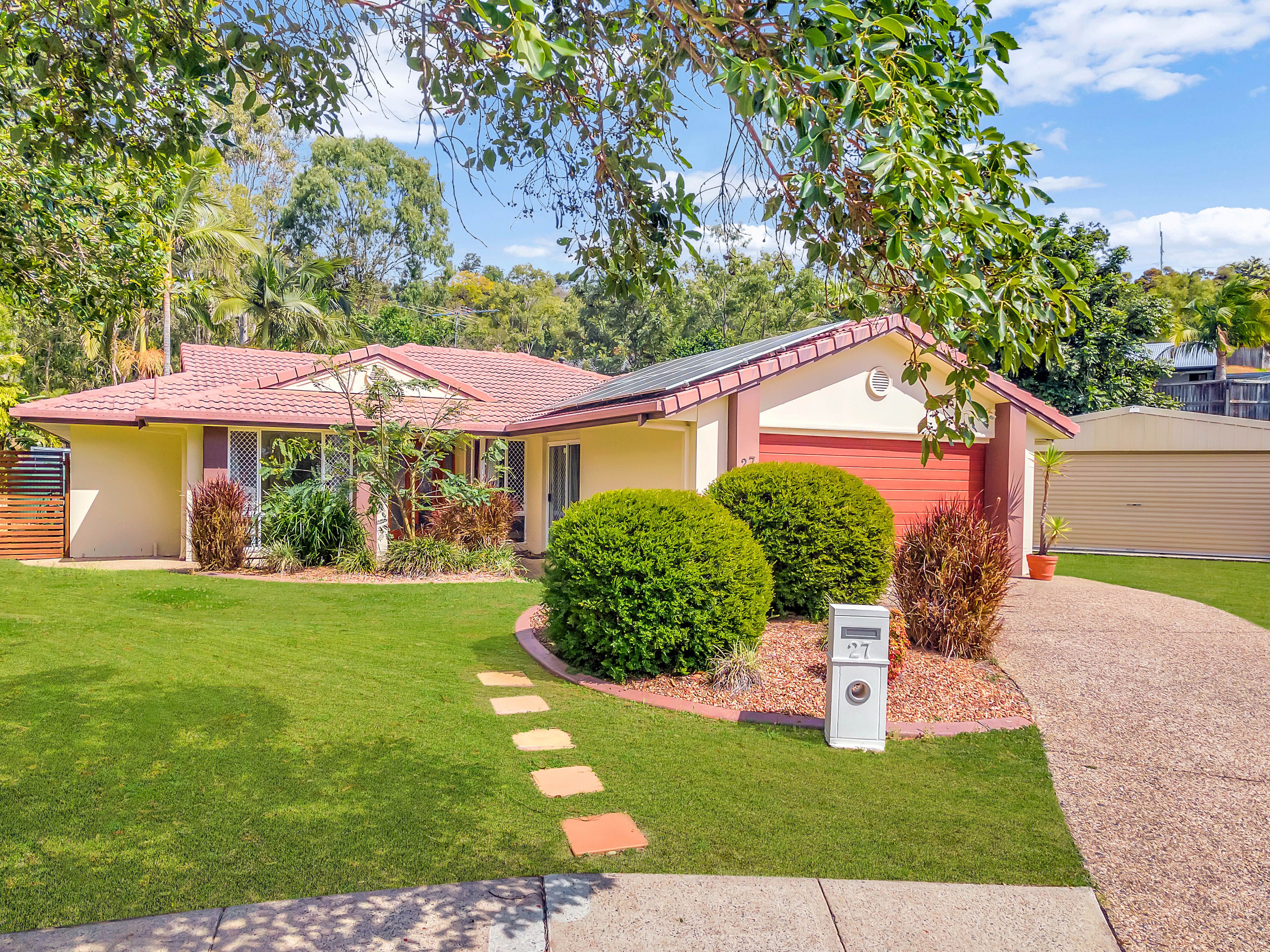 27 Lindau Street, Edens Landing, QLD 4207