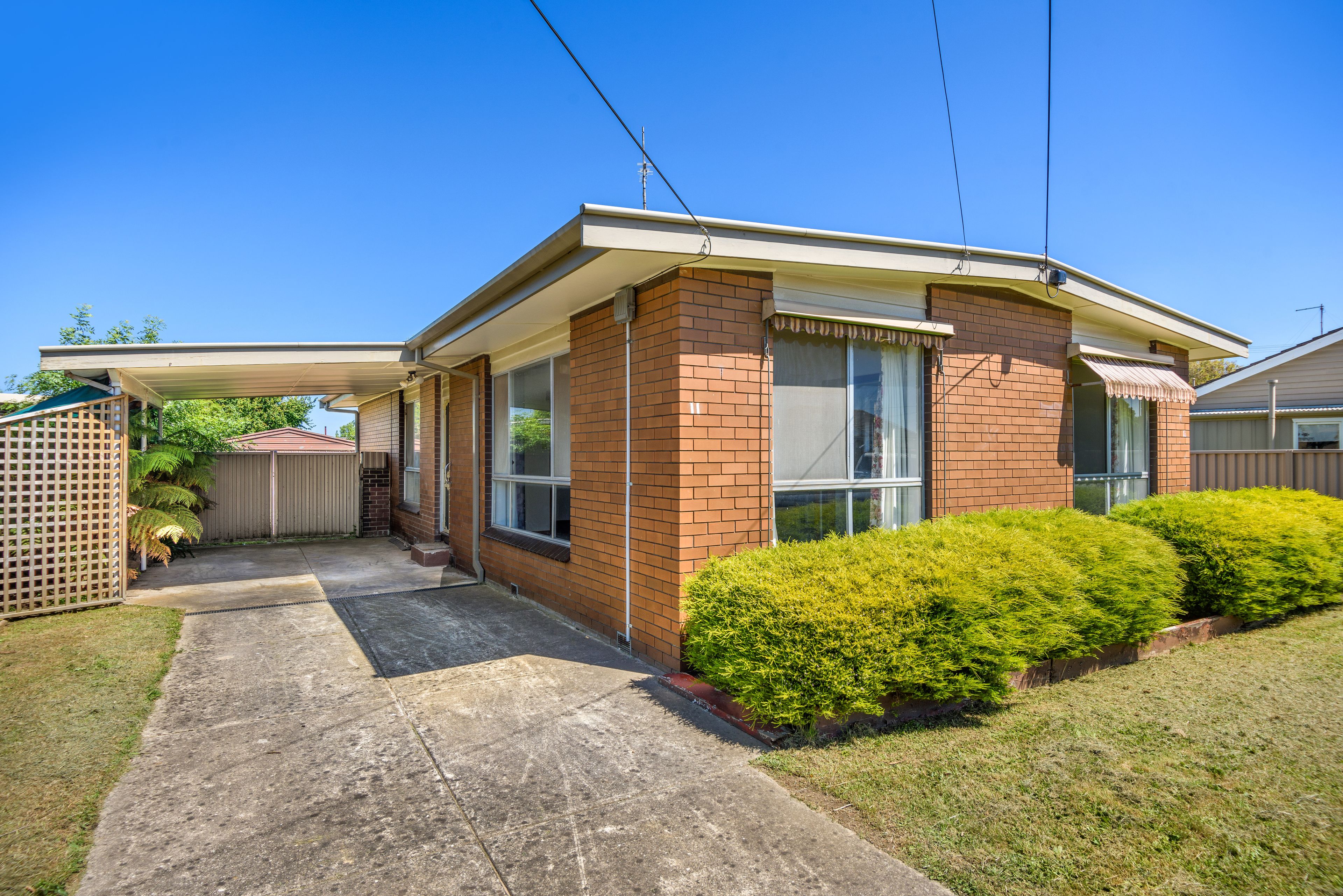 11 Maude Street, Wendouree, VIC 3355