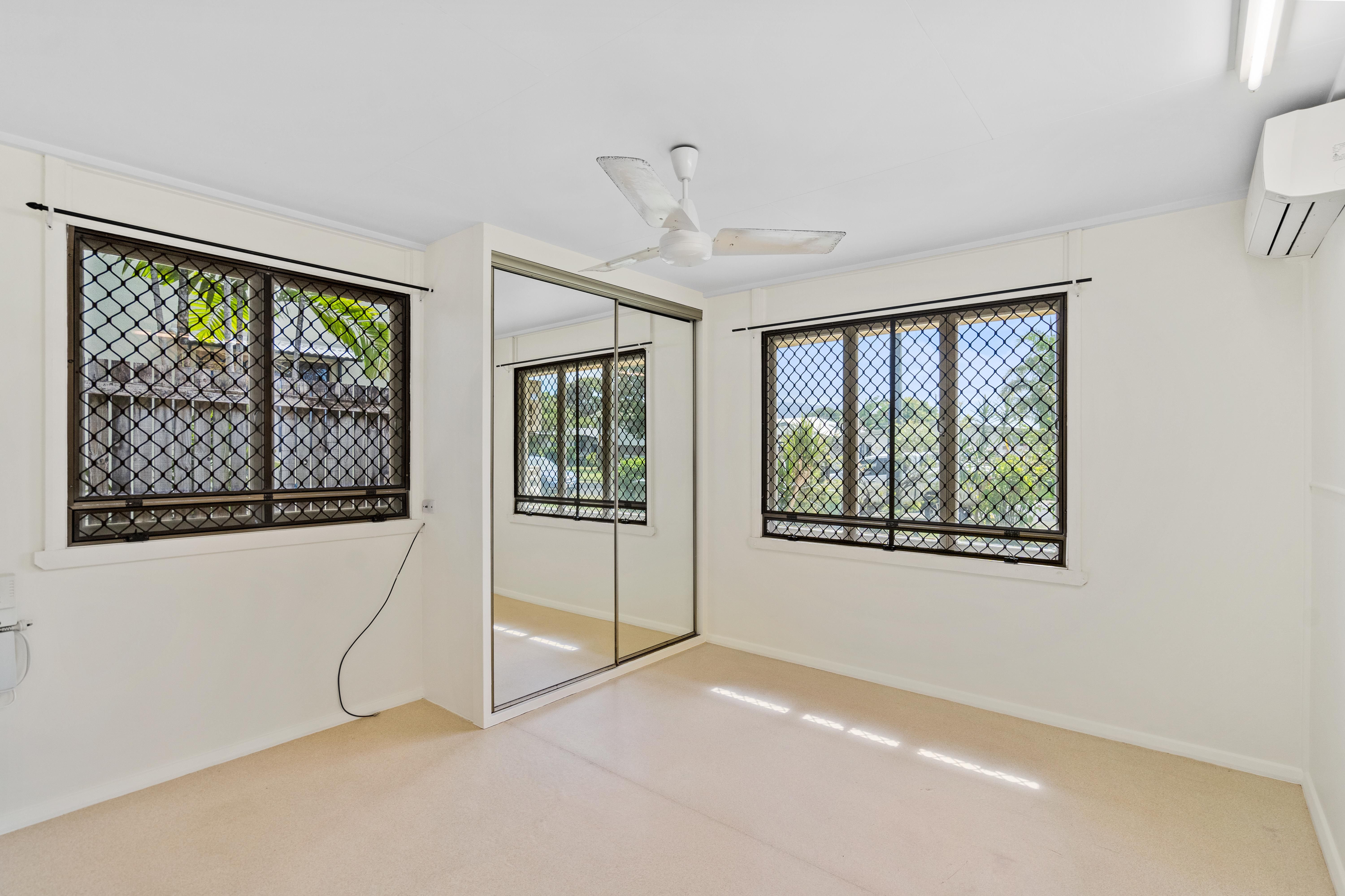 13 Hogan Street — photo 7 of 16