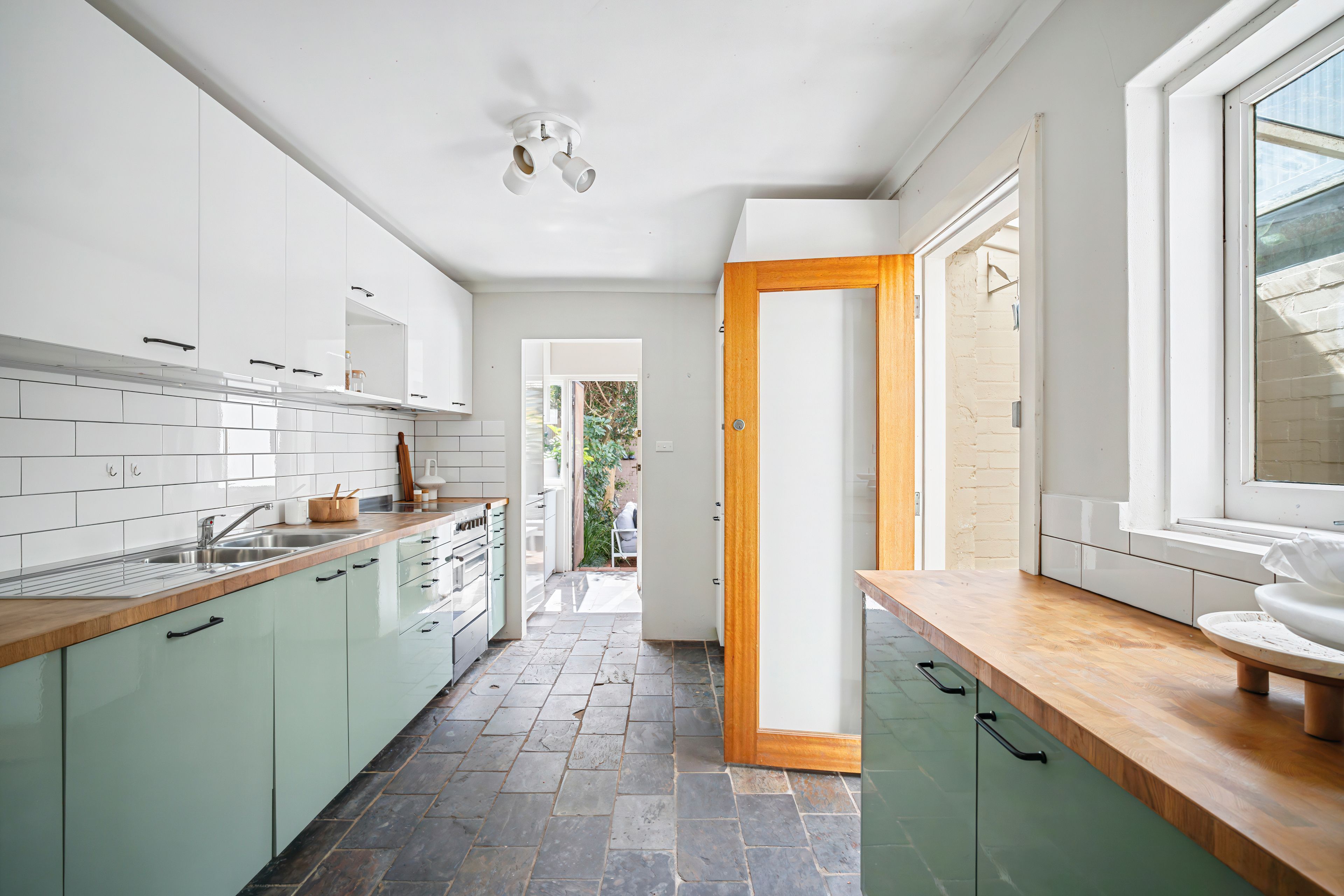 8 Olive Street — photo 7 of 30
